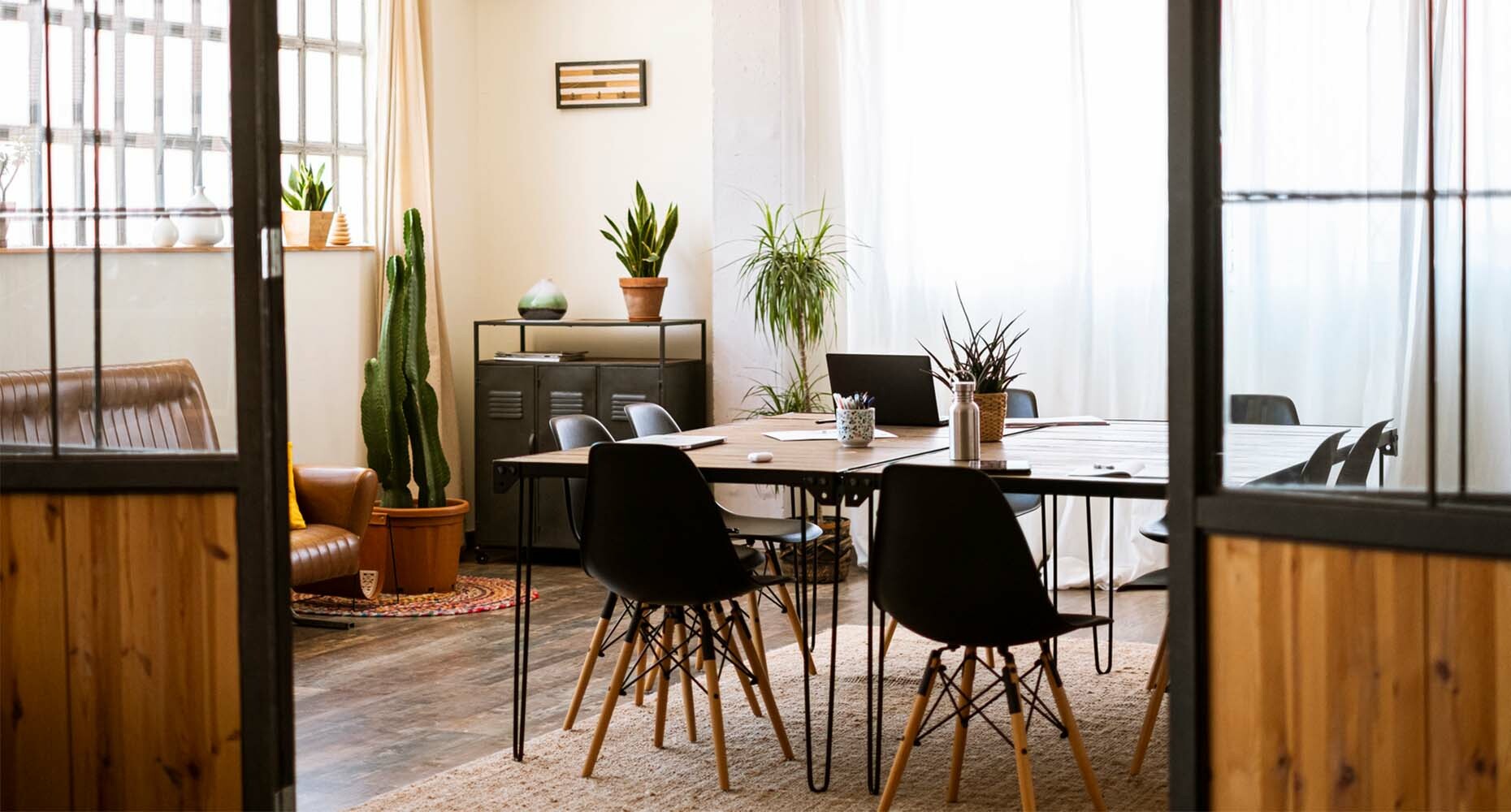 Users can now constrain reports data on specific roles, users and teams