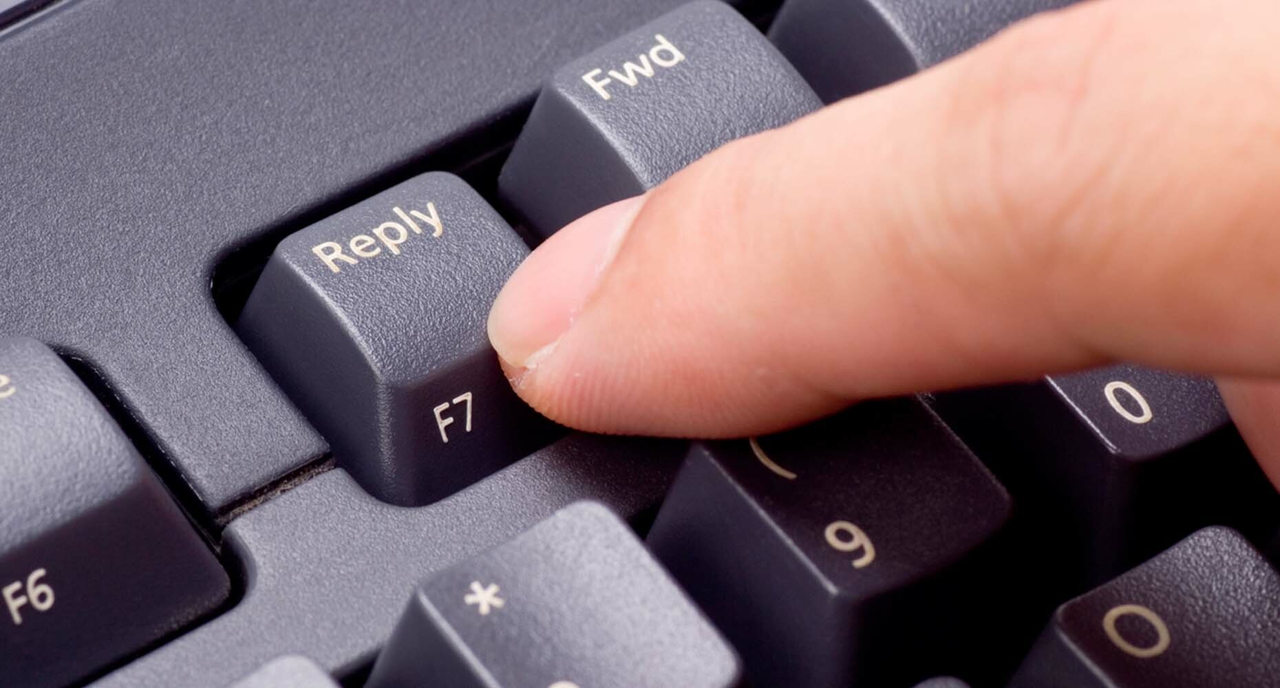 Bump your sales email reply rates up by 10% with this quick and effective sales email strategy