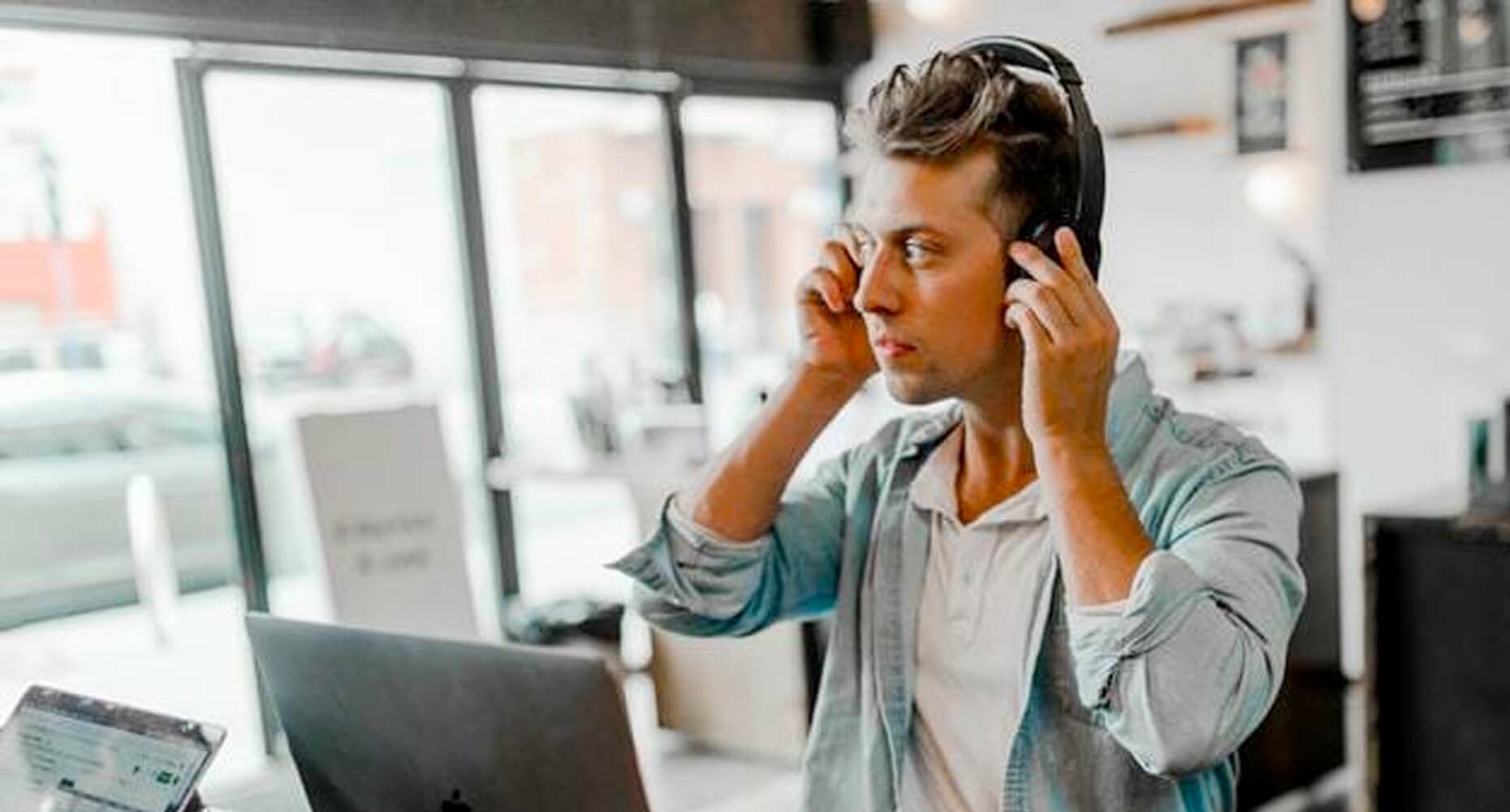 How to guide sales calls in real-time: 4 manager best practices