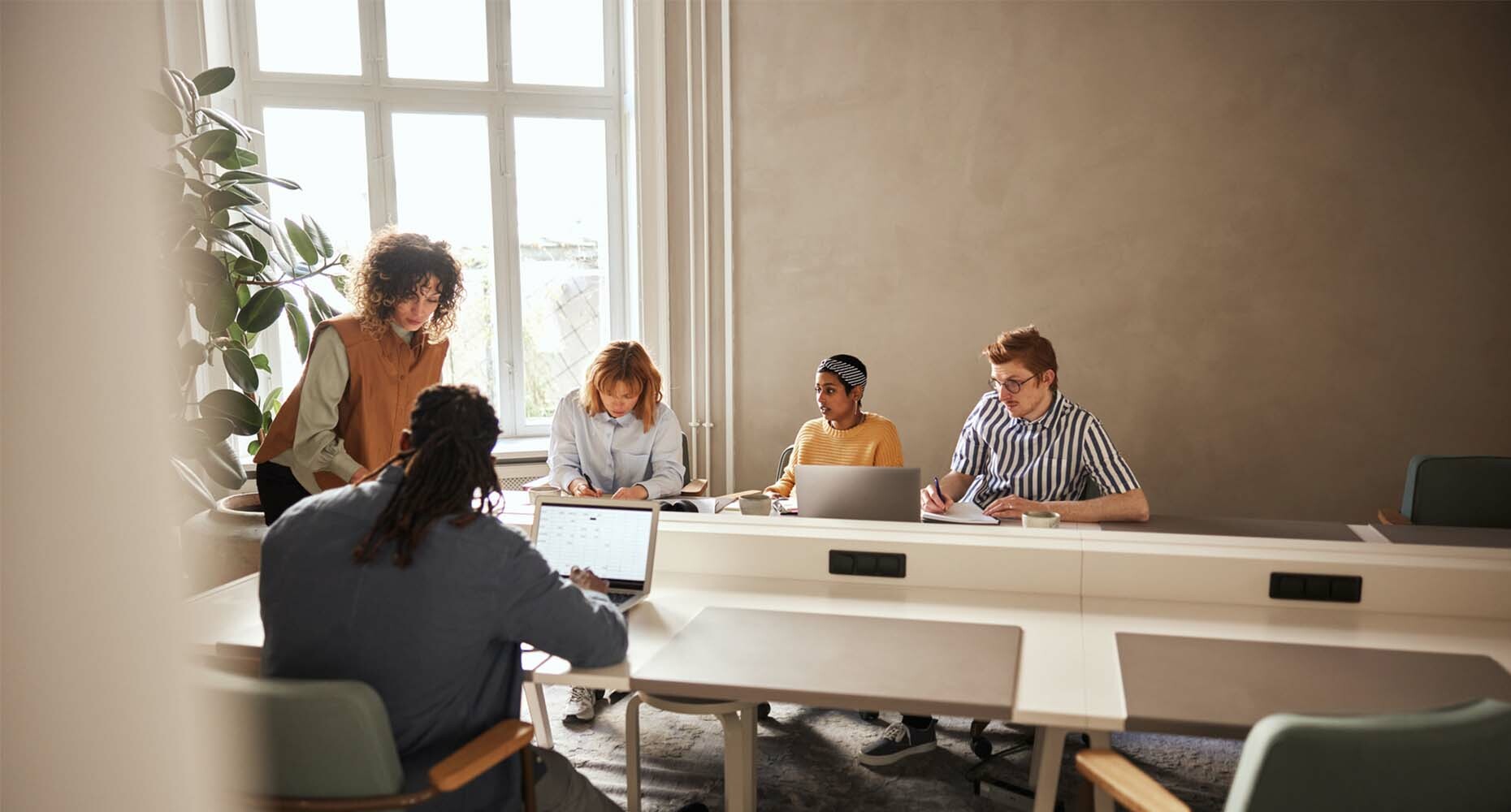 How CB Insights uses Outreach to help WFH SDRs stay on track