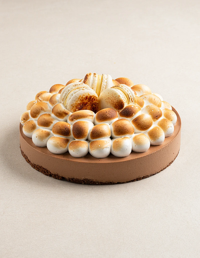 S'mousse Brûlée cake full view