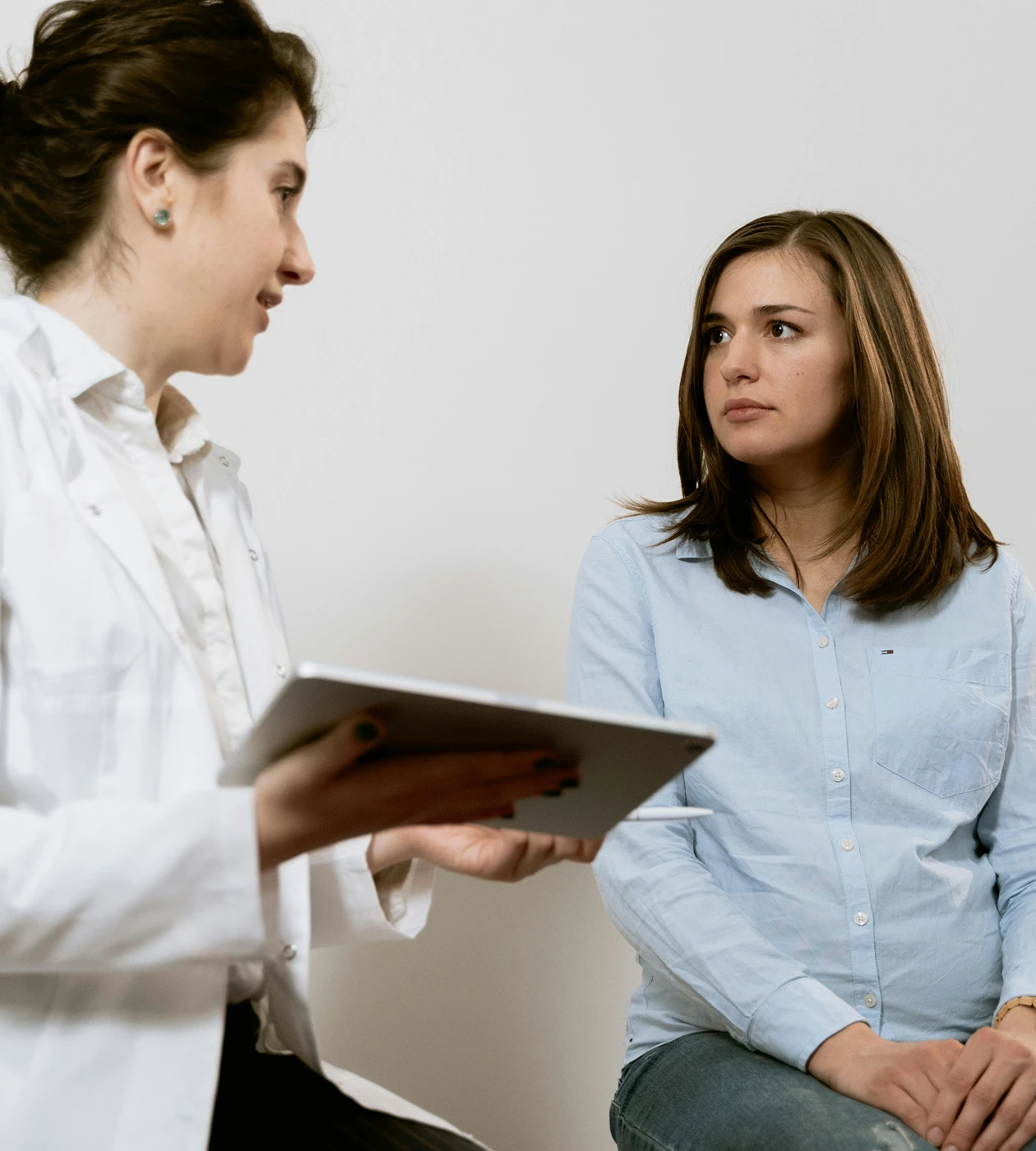 people-woman-sitting-technology