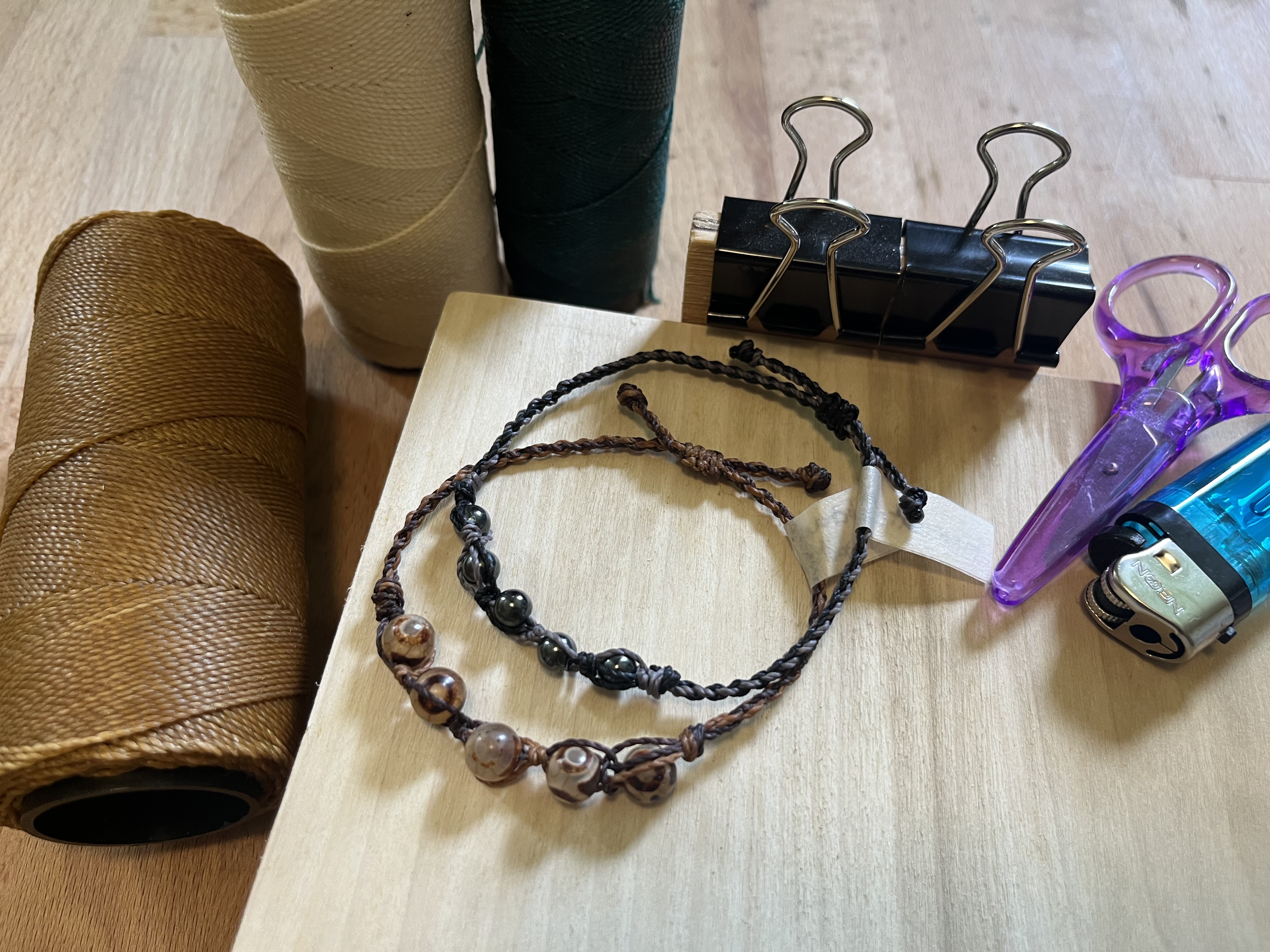 Micro Macrame Jewelry - TryIt Bracelets class image