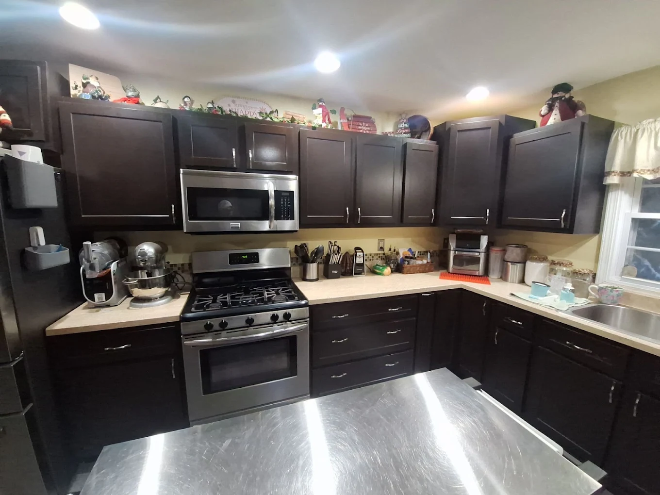 Cabinet Refinishing vs Kitchen Remodel: Which is Best?