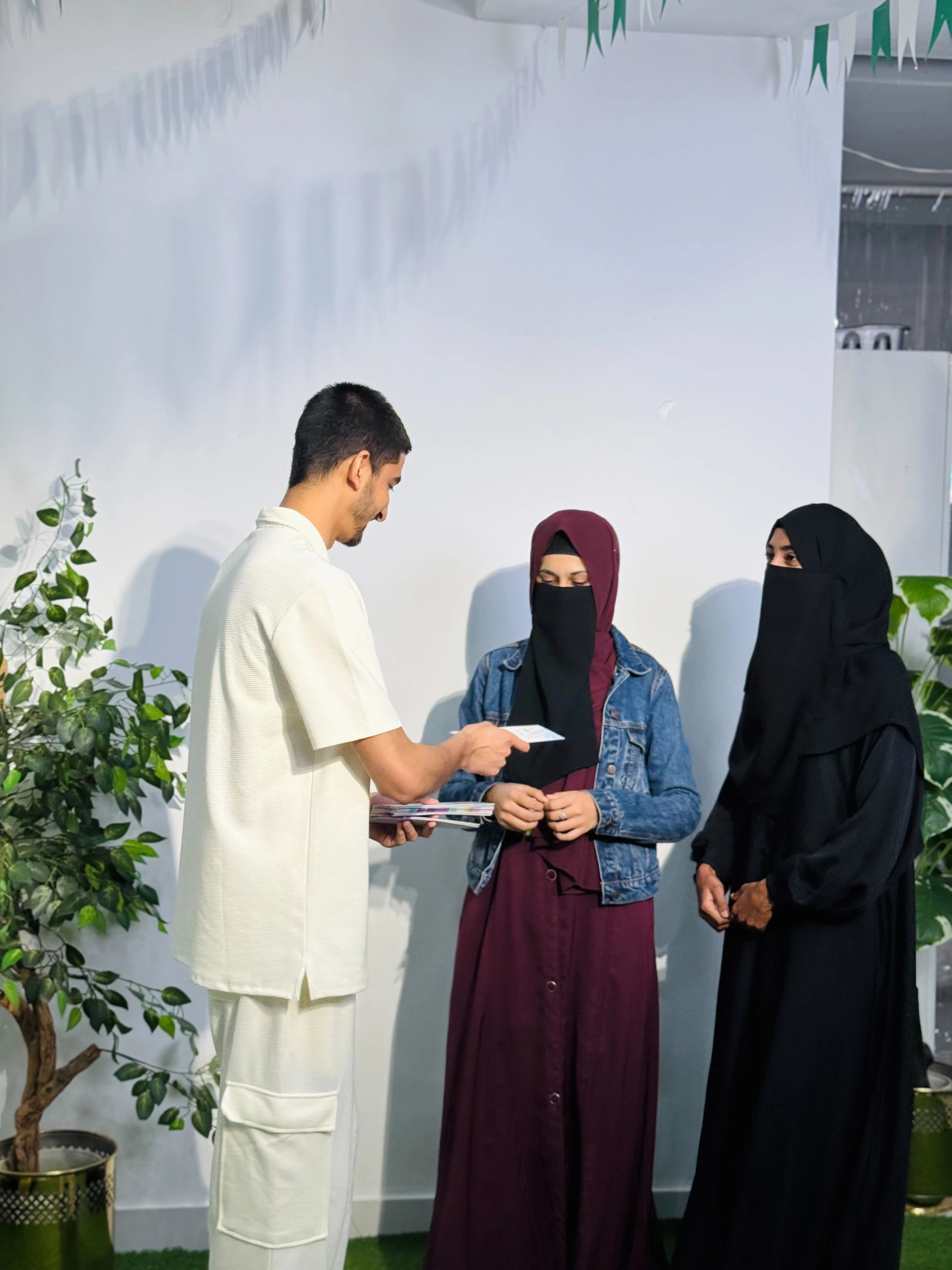 CEO Distributing Eidi