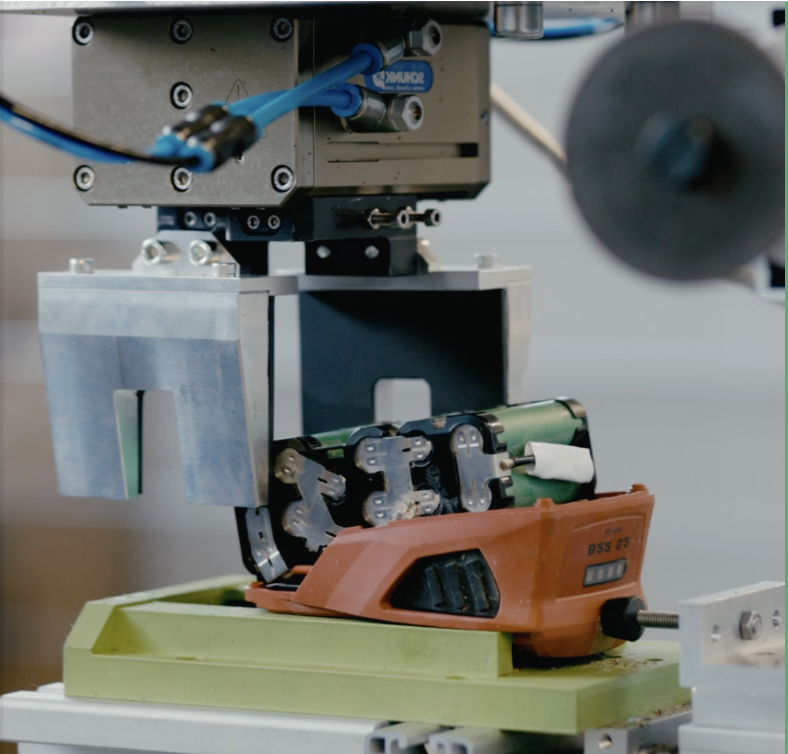 Machine giving insights into its processes