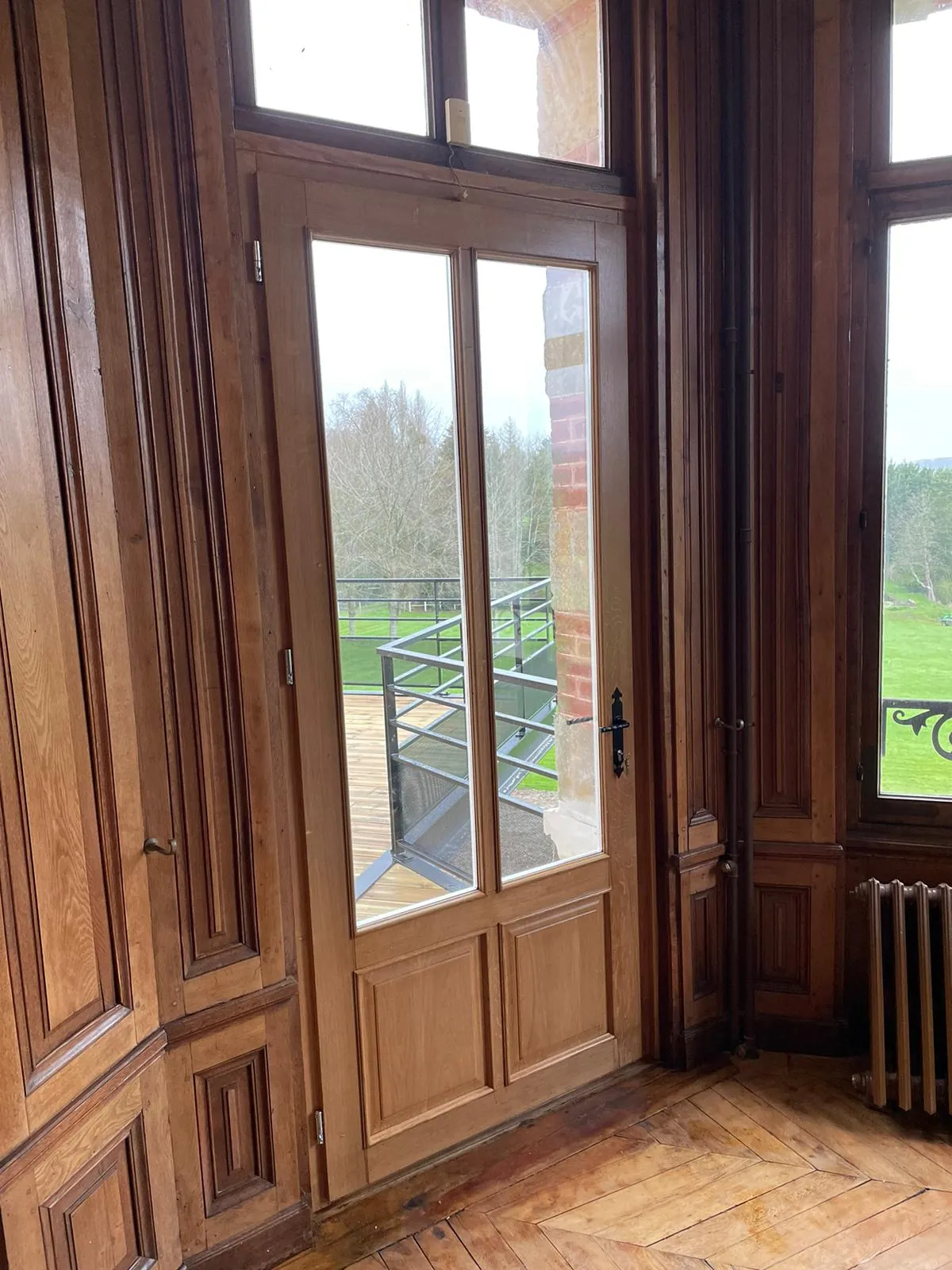 Chantier de rénovation d'appartement en Île-de-France, préparation des surfaces et aménagement intérieur