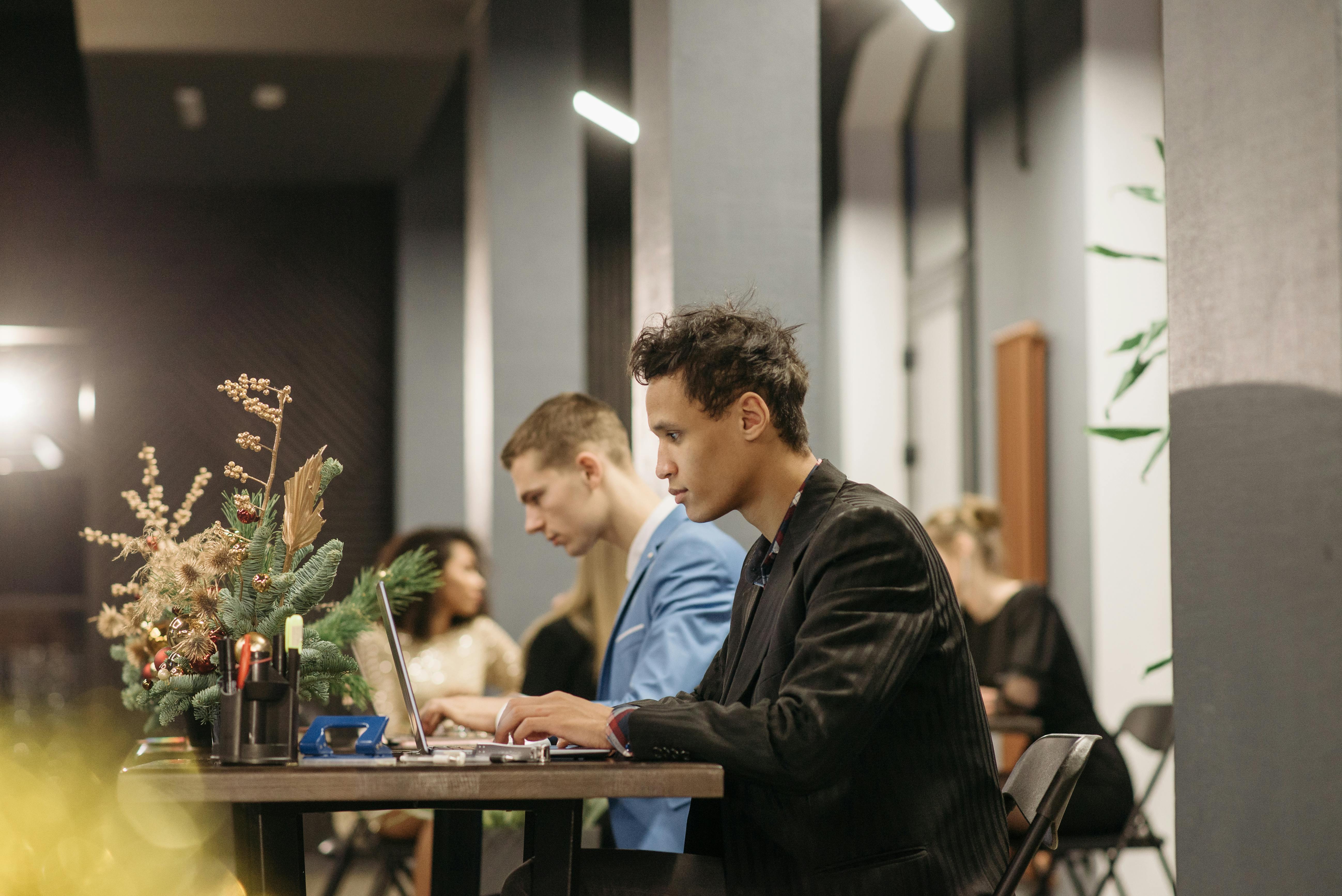 Juicebox vs hireEZ: Comparing AI Sourcing Platforms for Recruiters in 2026