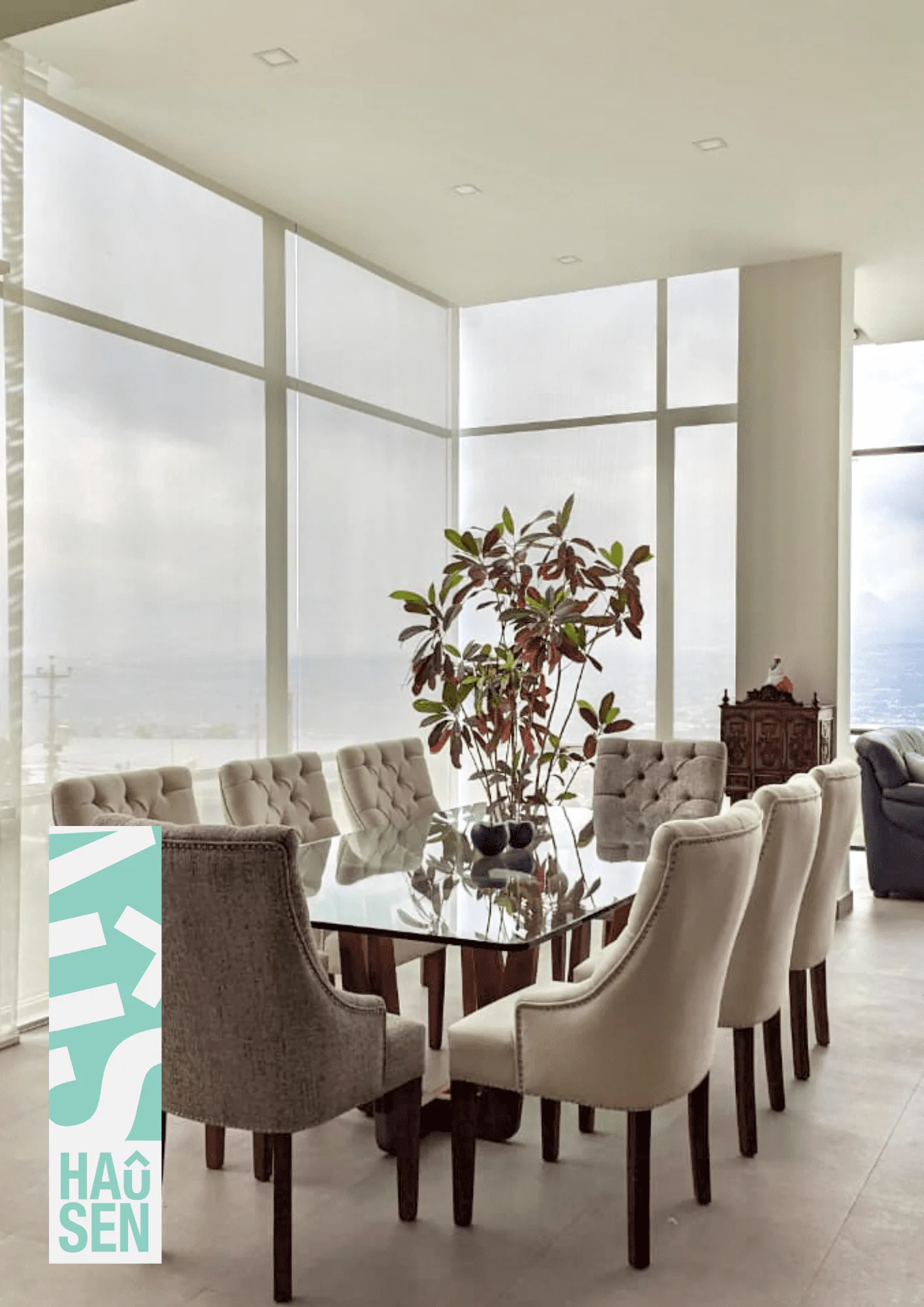 Imagen de unas cortinas paneladas