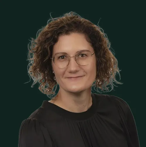 Hollie Rowsell Manager, Solution Engineering APAC & Global Value Engineer Avetta