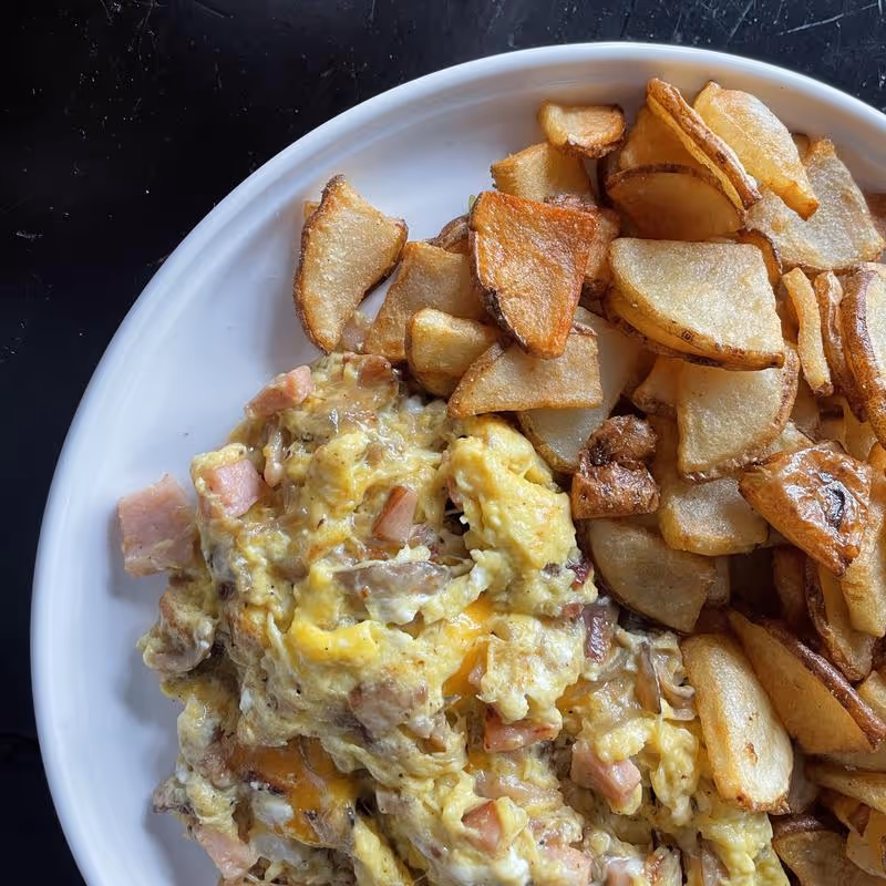 eggs with ham and potatoes
