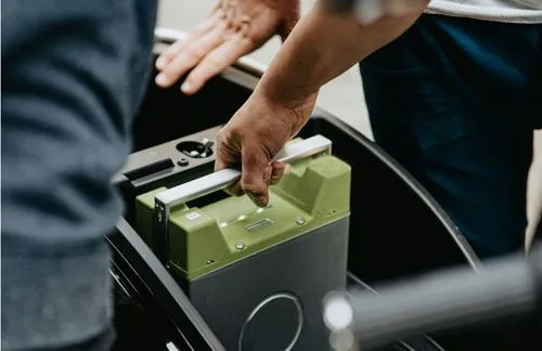 Service Battery Image