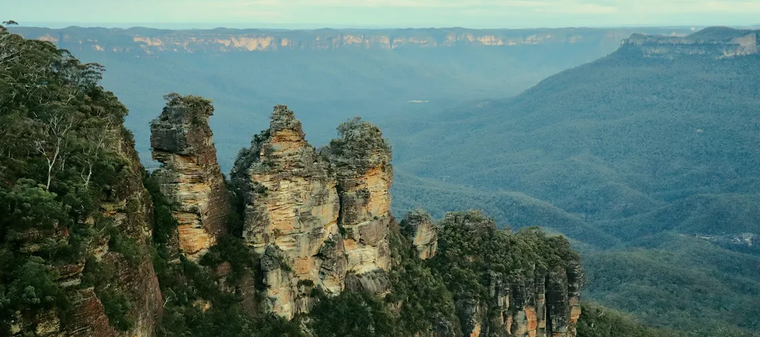 The Three Sisters rock formation above the Jamison Valley, Blue Mountains, Australia