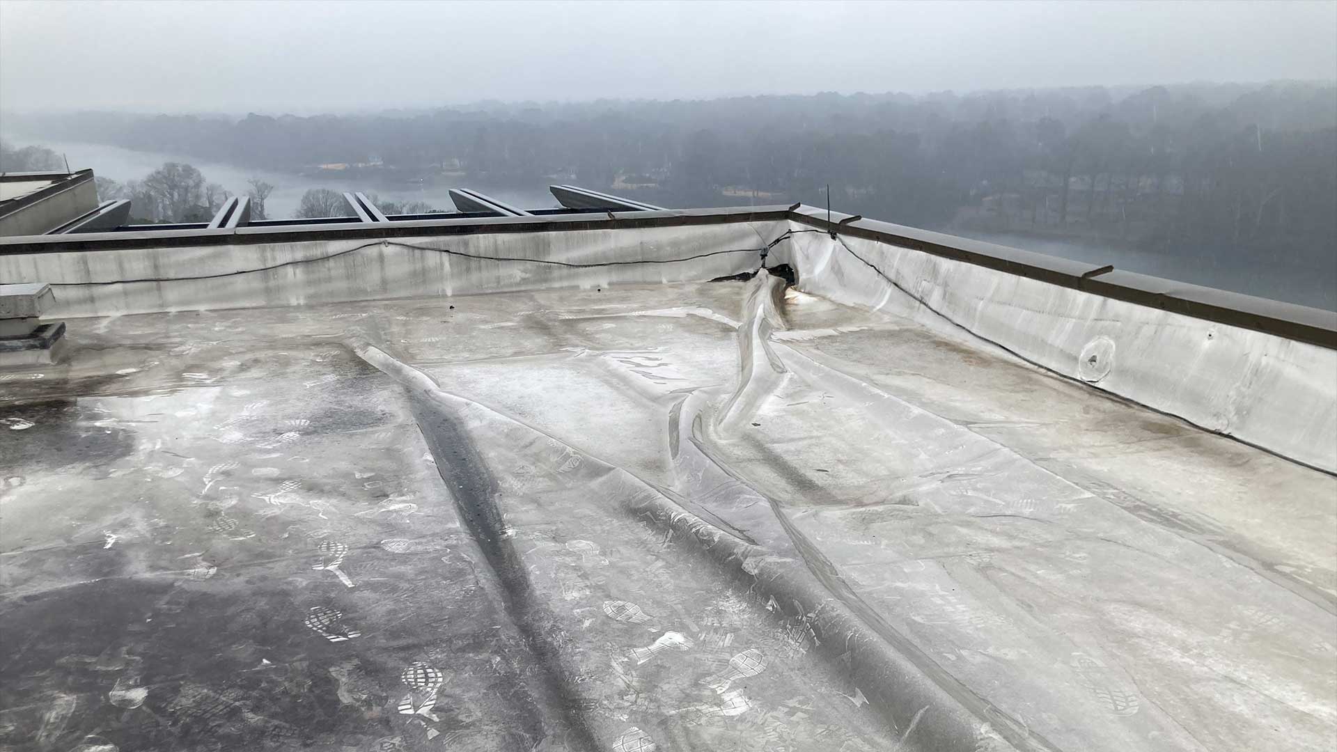 Fast Turn-Arounds on Emergency Commercial Roof Repair