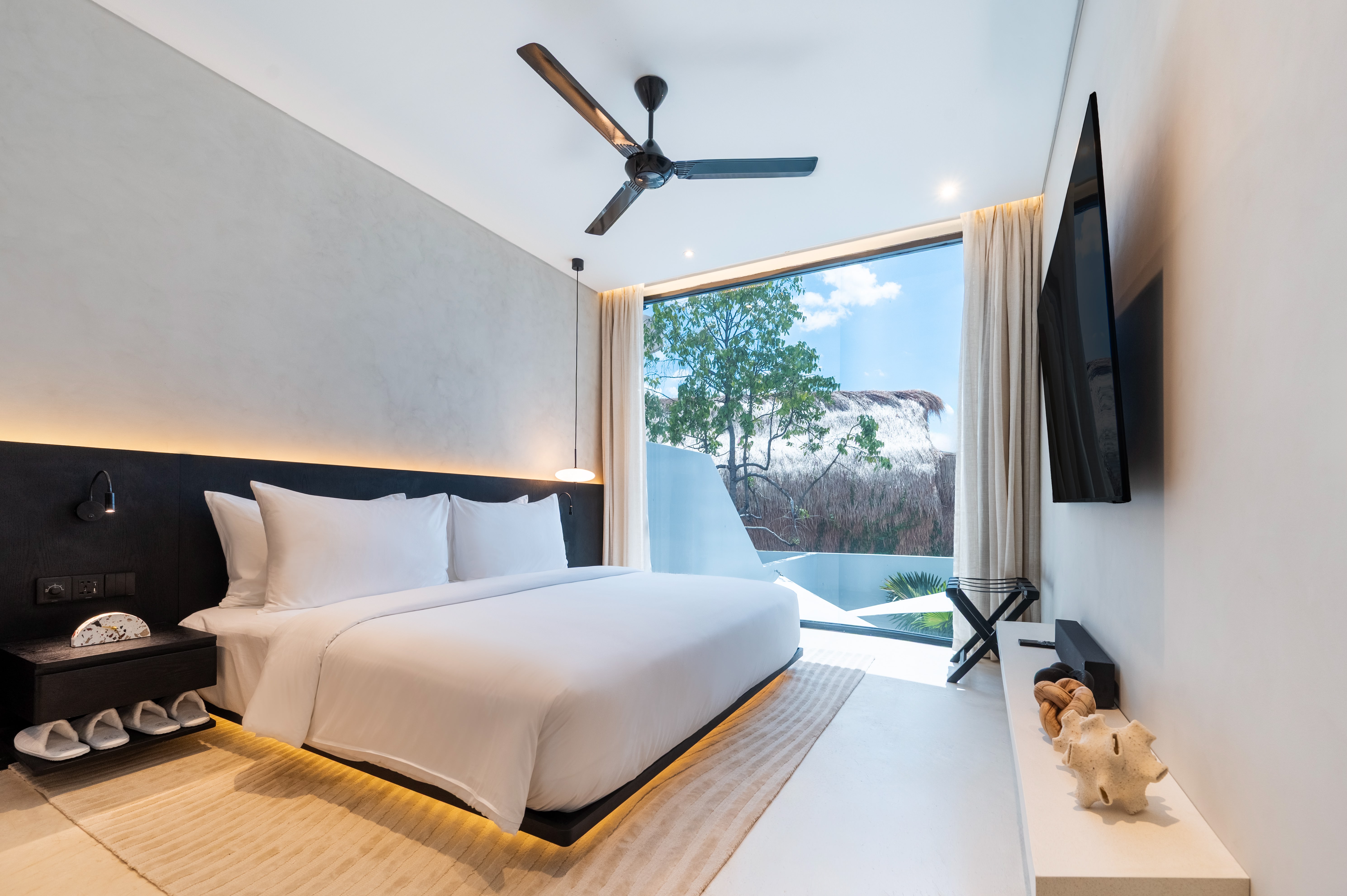 the arc house canggu bedroom