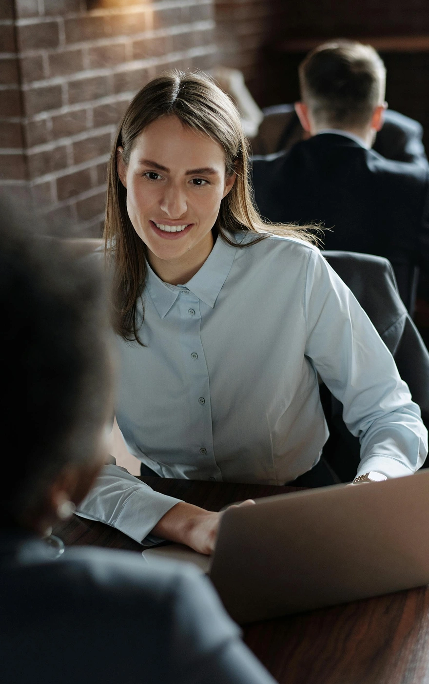 Service v6 middle image