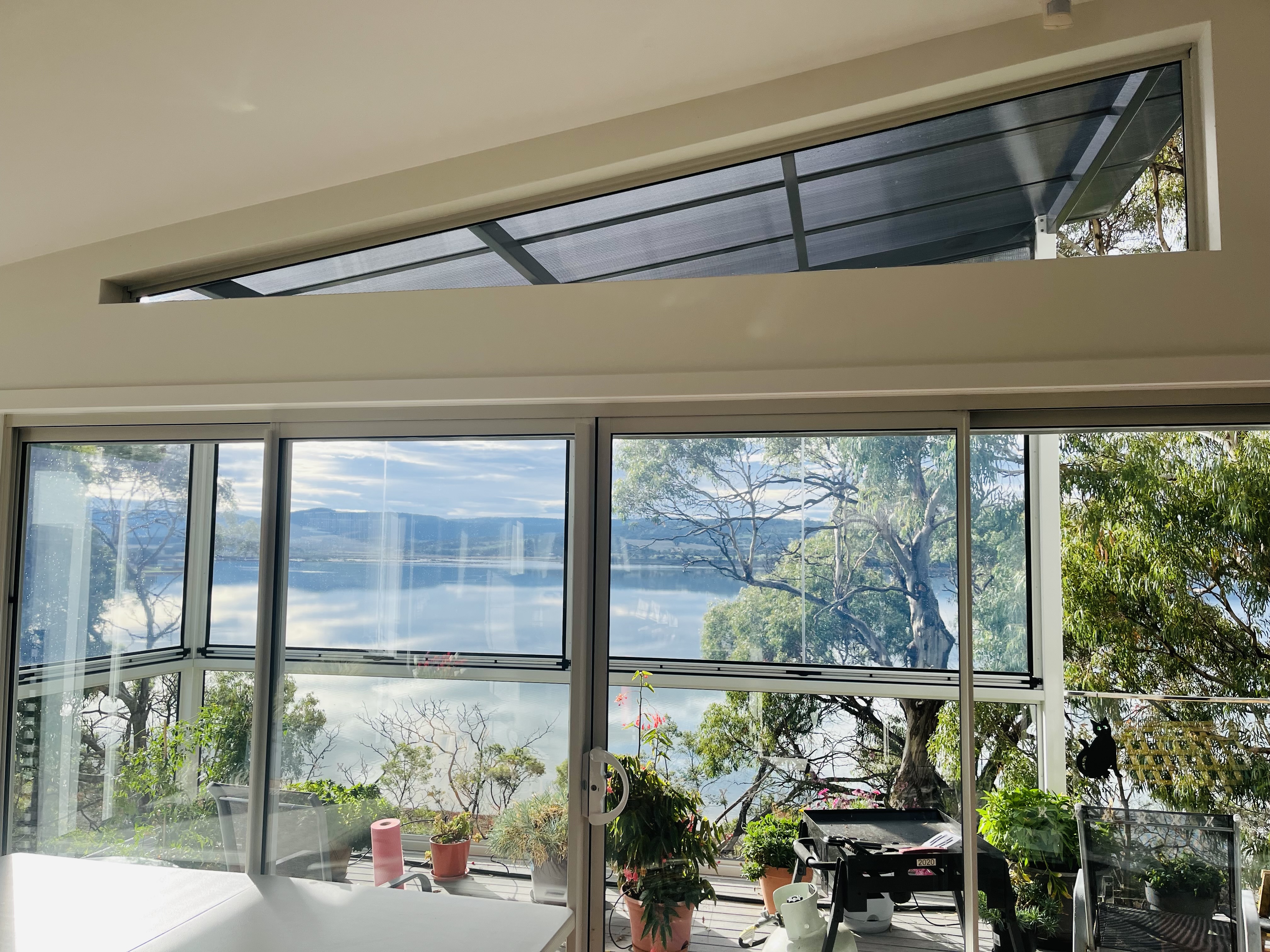 Window frame cleaning in Hobart