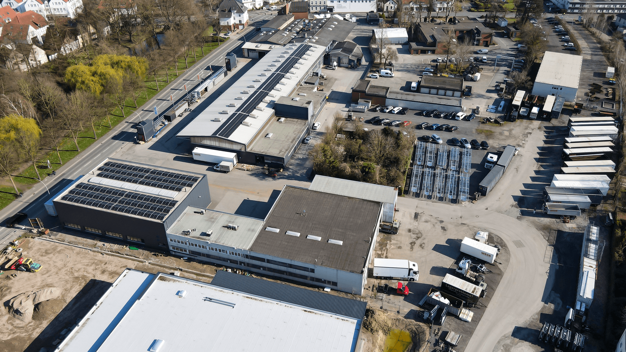Luftaufnahme des WEKA Rental Hauptsitzes in Rheda-Wiedenbrück