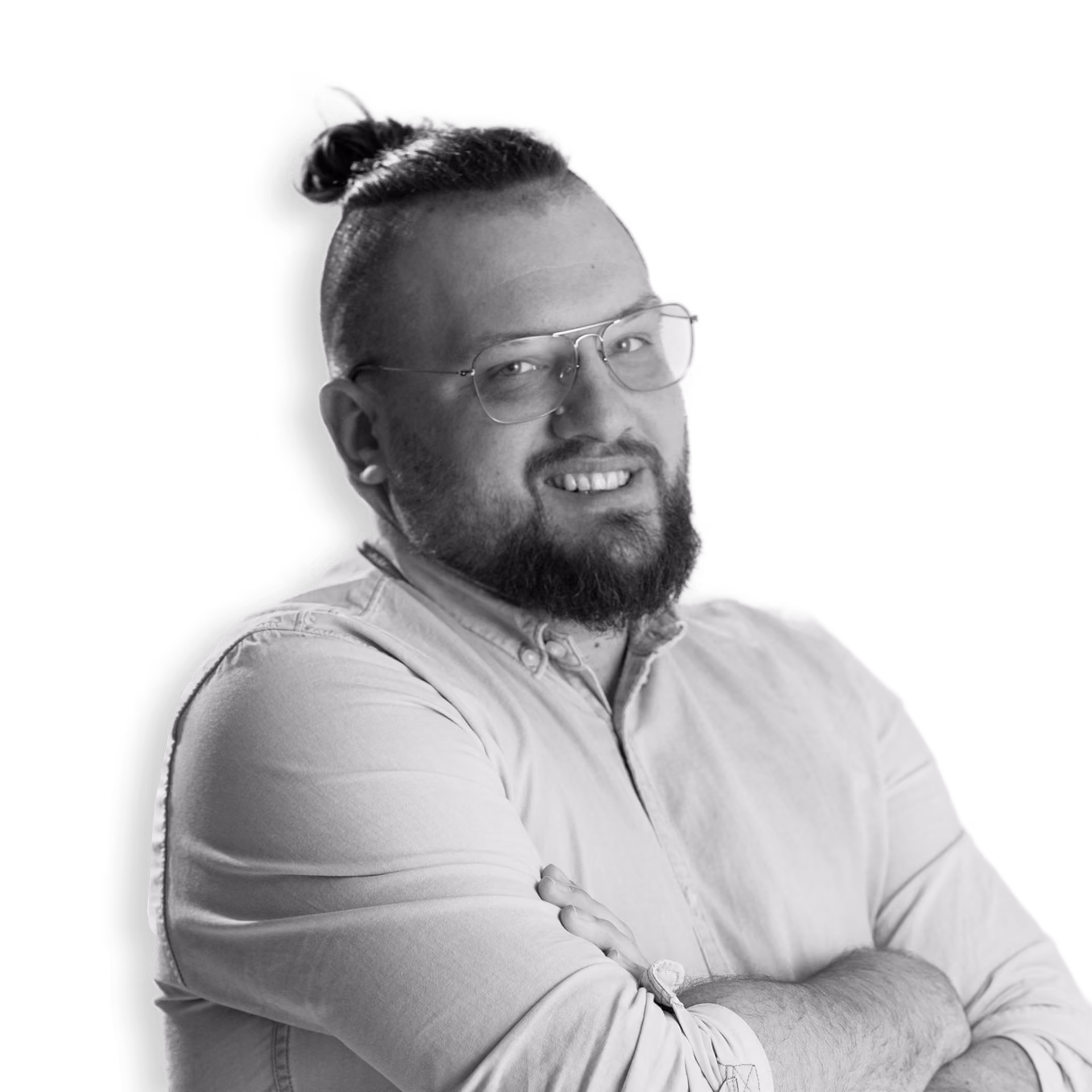Portrait eines Mitarbeiters als Freisteller ohne Hintergrund.