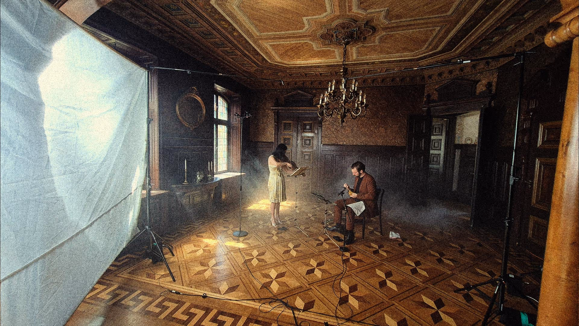 Tone post office room