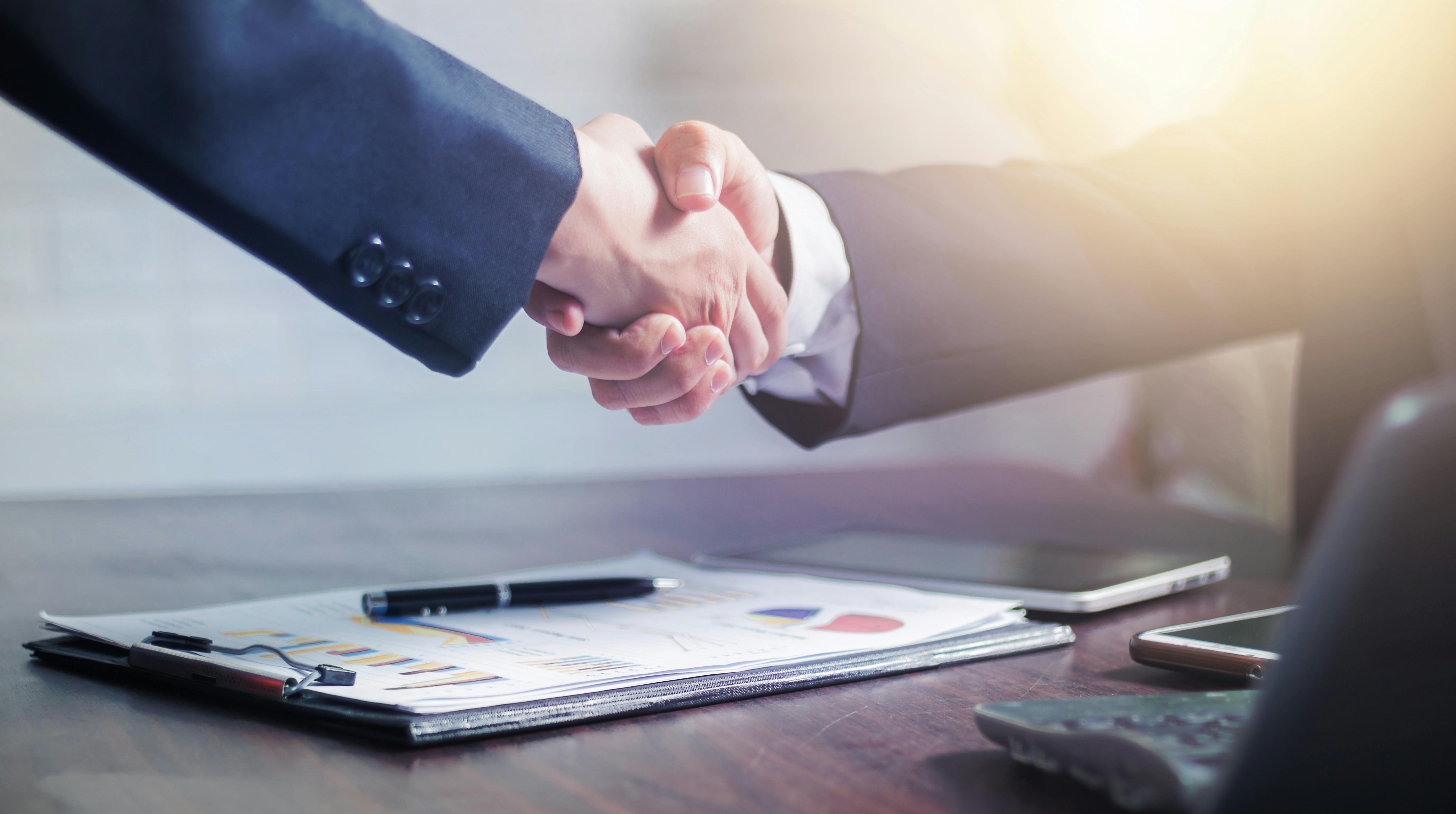 Leadership, Customers & Sales