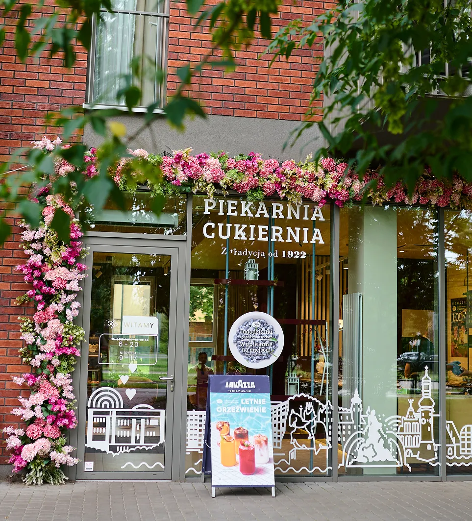 Piekarnia-Cukiernia Poćwiardowski – sklep przy ul. Garbary 5 w Bydgoszczy