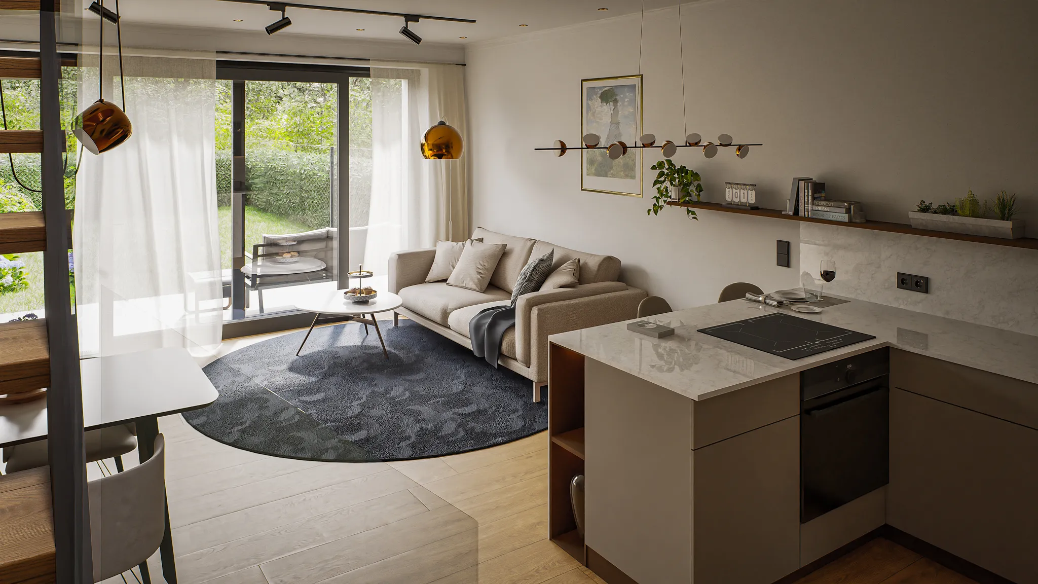 Modernes Wohnzimmer mit beigem Sofa, runden Tisch, dunklem Teppich, Kücheninsel mit Kochfeld und Terrasse mit Gartenblick.