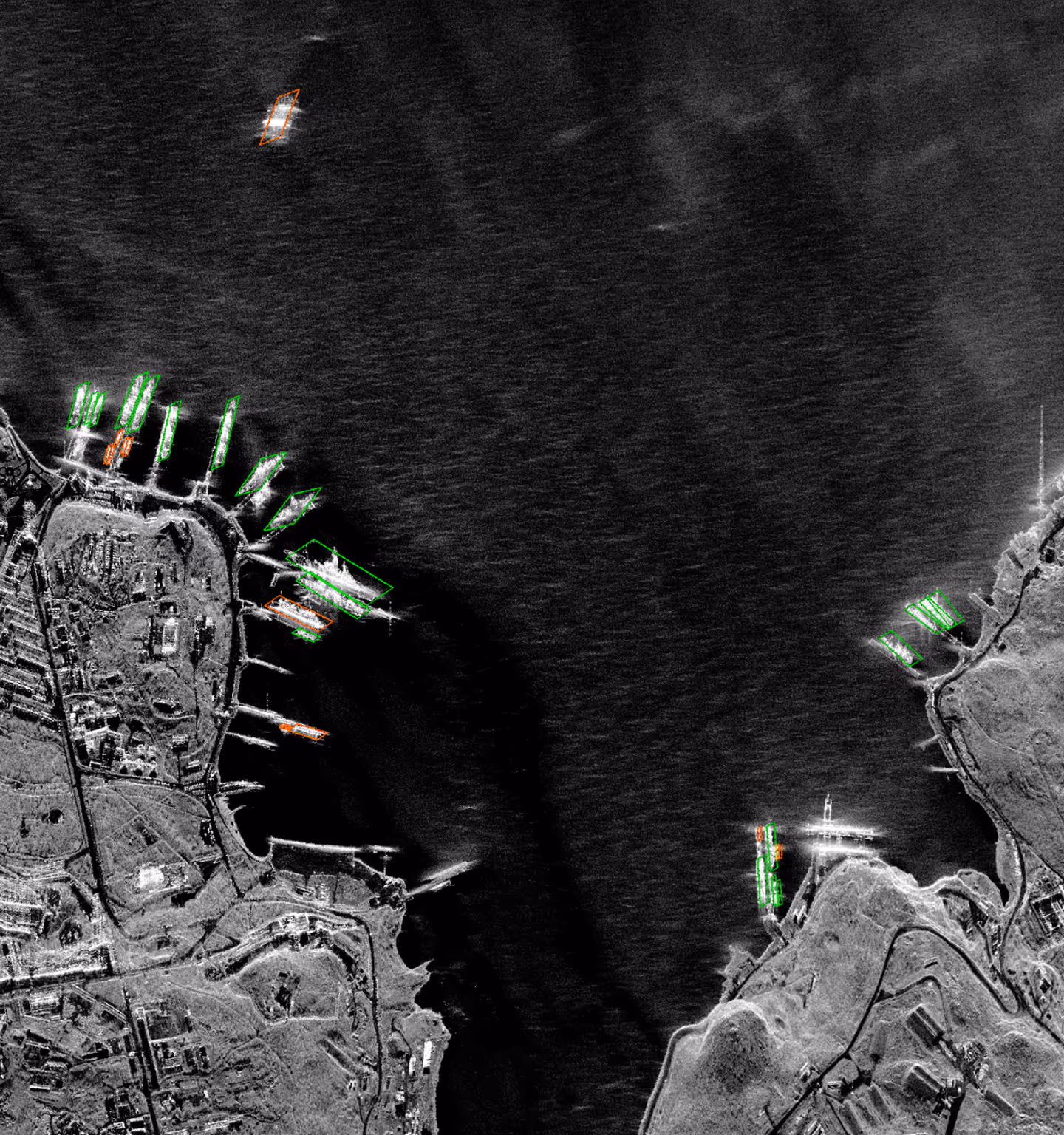 High-resolution Capella SAR image of Severomorsk, Russia showing detailed vessel detection features captured in all-weather conditions
