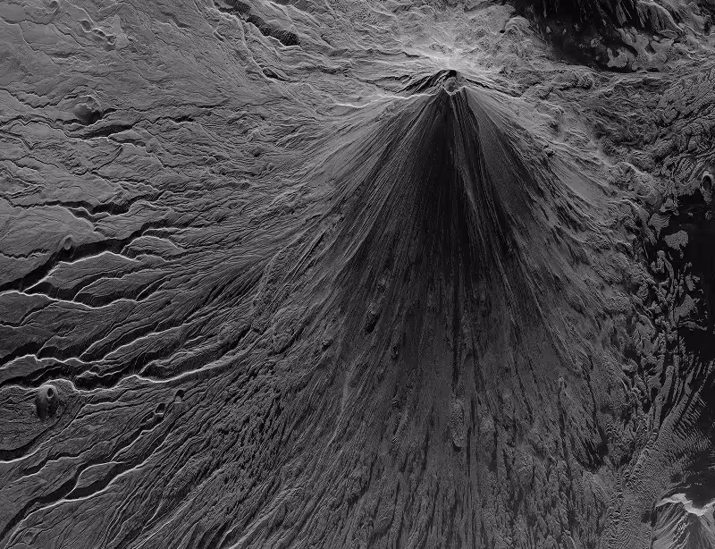 High-resolution Capella SAR imagery showing detailed surface features captured in all-weather conditions
