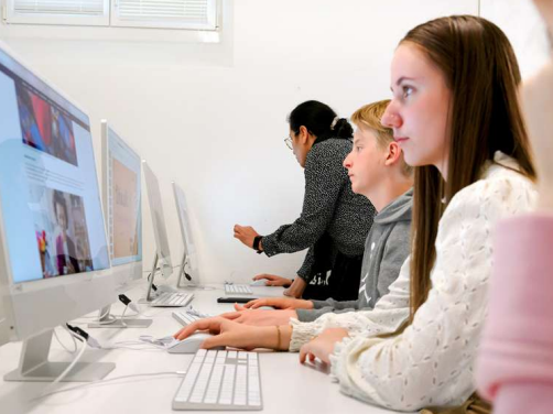 Group of IB Programme students working on a project in Lausanne.