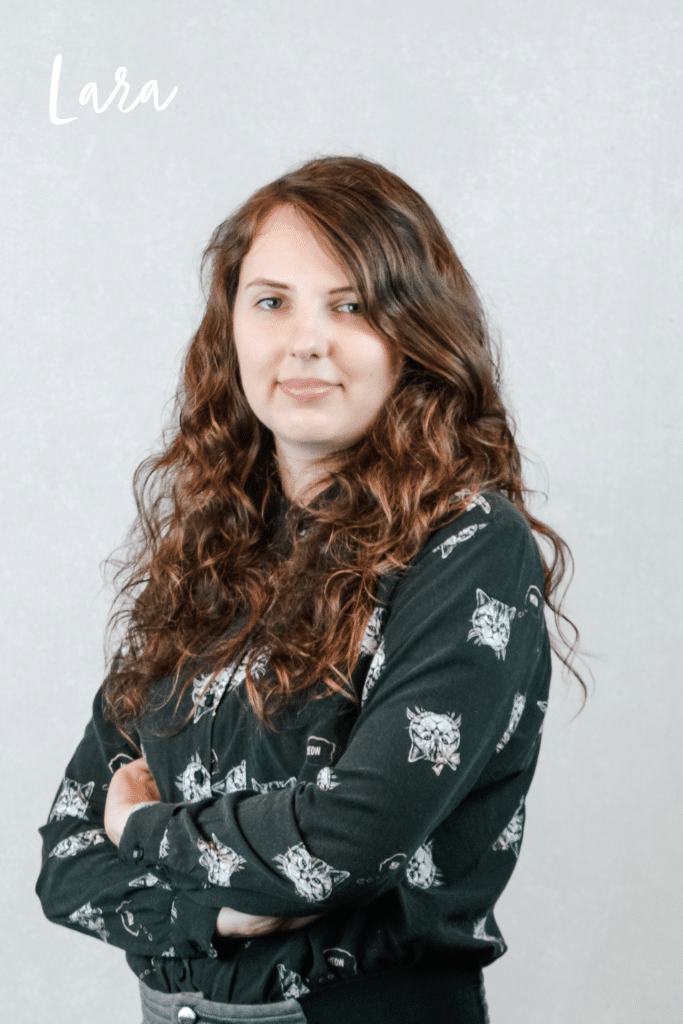 Portrait	Lara	UI & UX Designerin