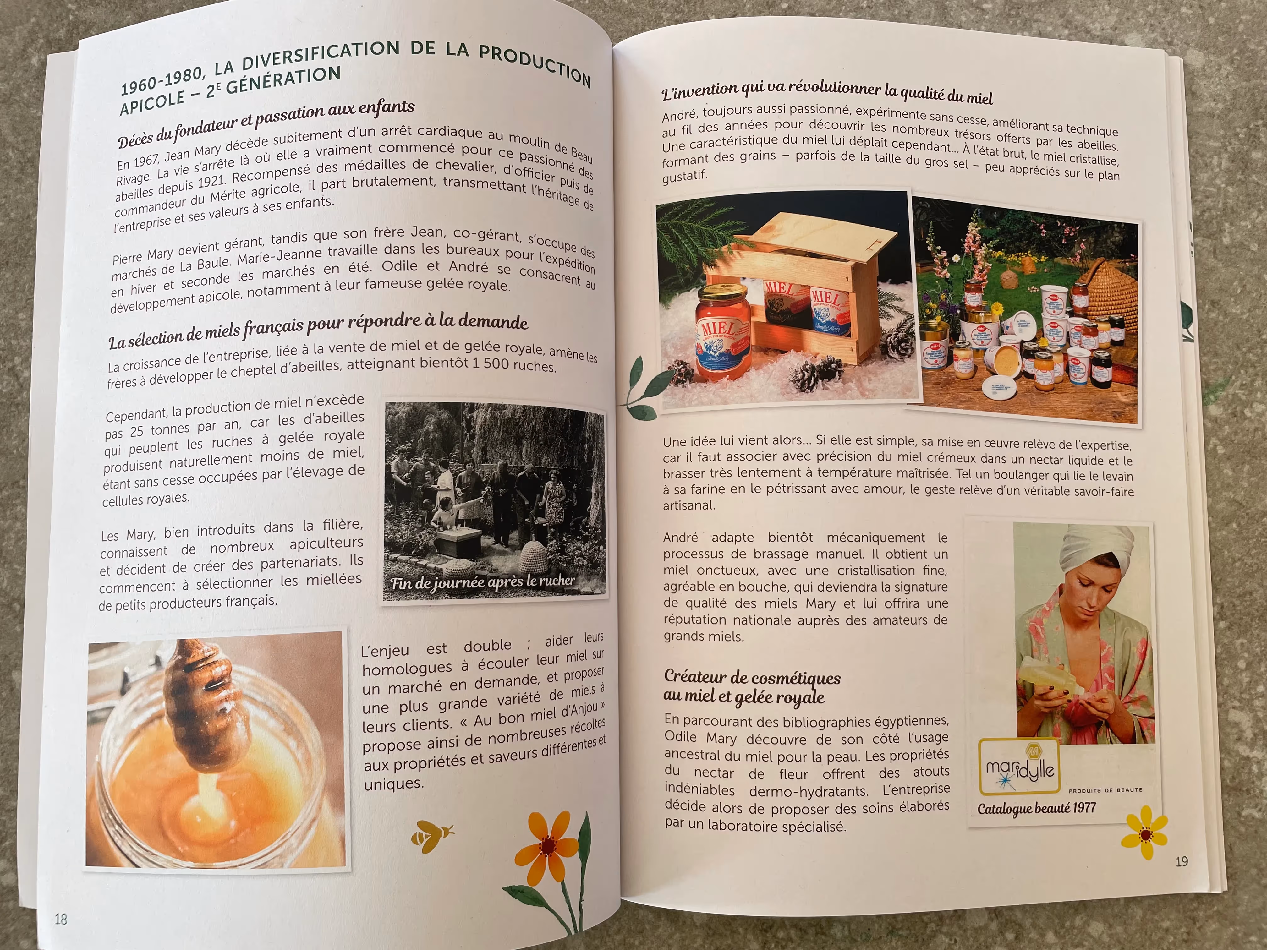 Photos de pages du livre de la Famille Mary