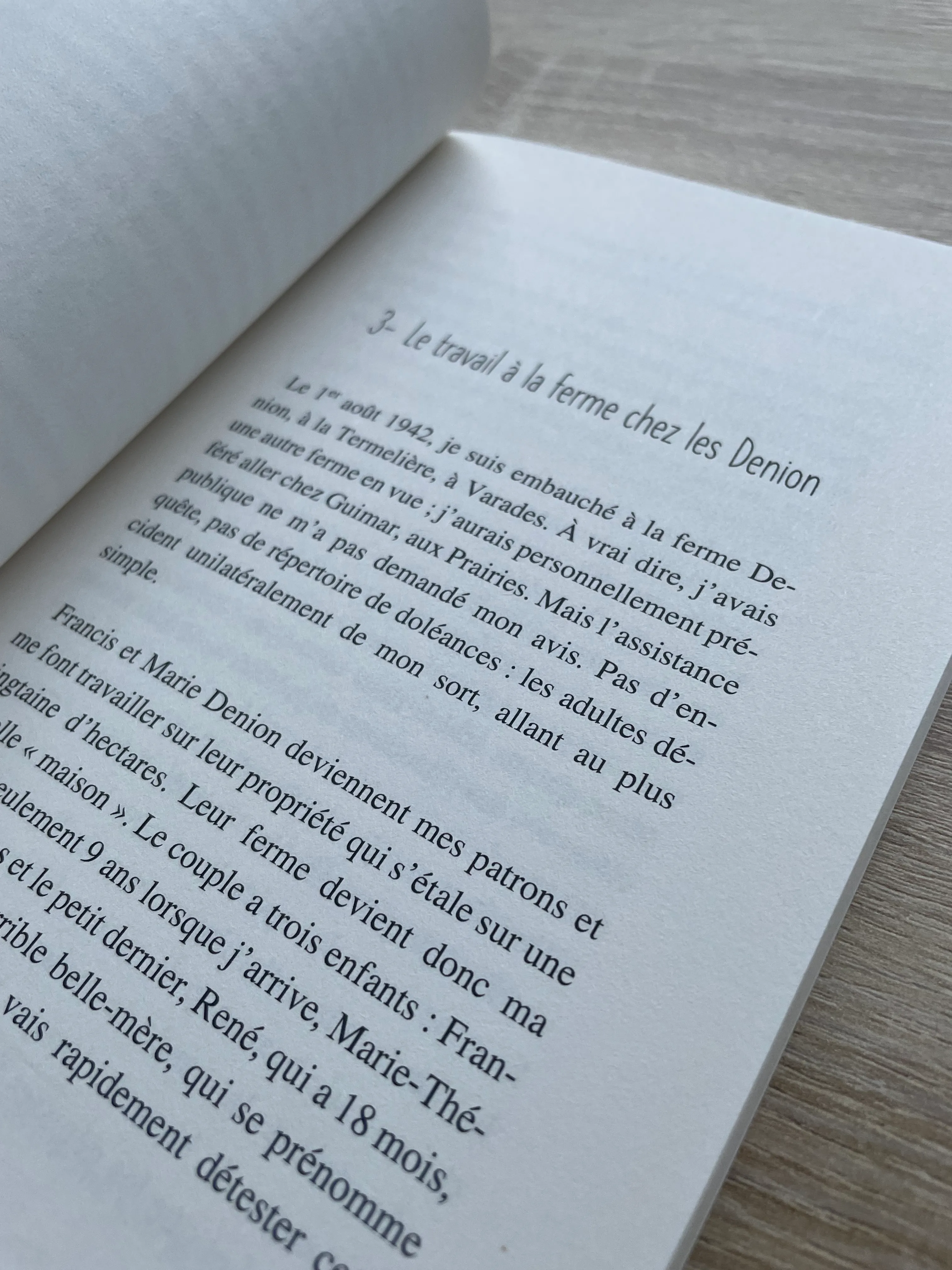 Pages intérieures du livre Le Fils de la terre