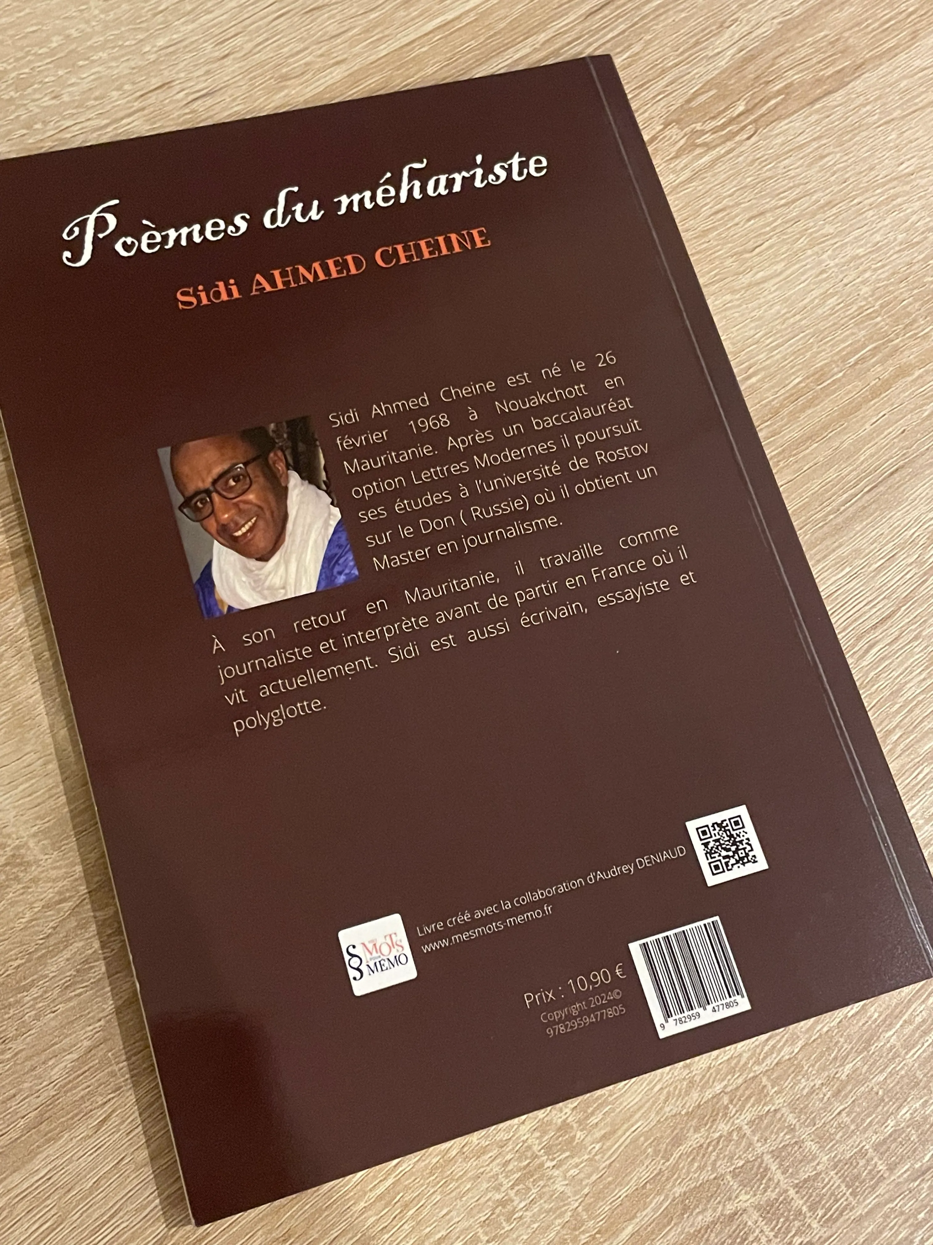  Dernière de couverture du recueil de poèmes du Méhariste avec portrait de l'auteur, Sidi Cheine