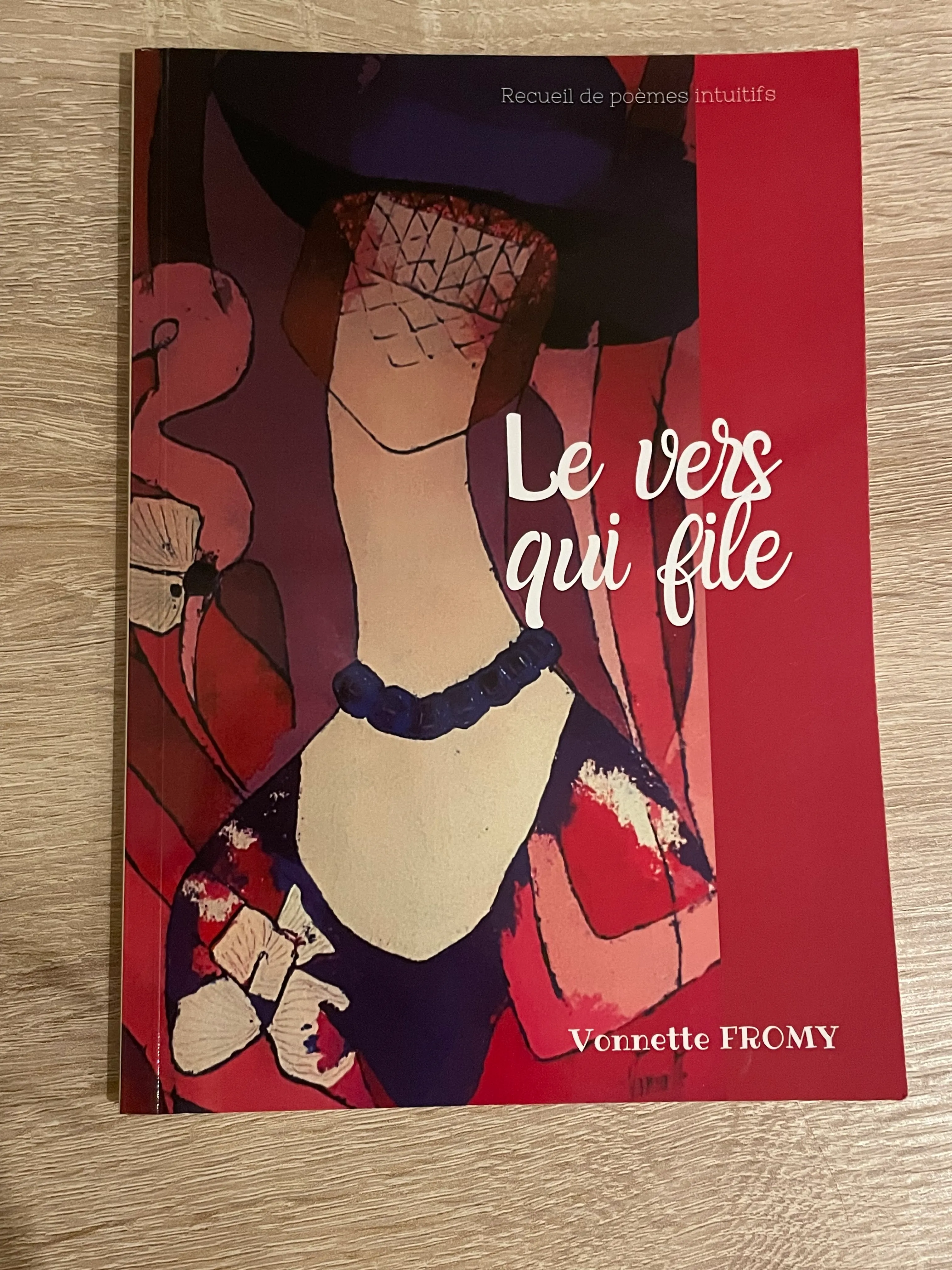 Couverture du recueil Le vers qui file tome 1