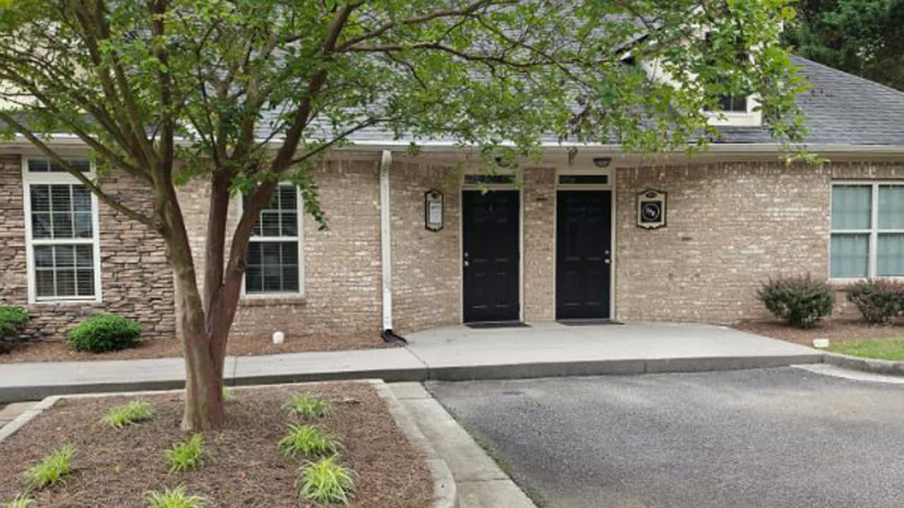 Exterior of the Match Staffing staffing office in Cartersville, Georgia