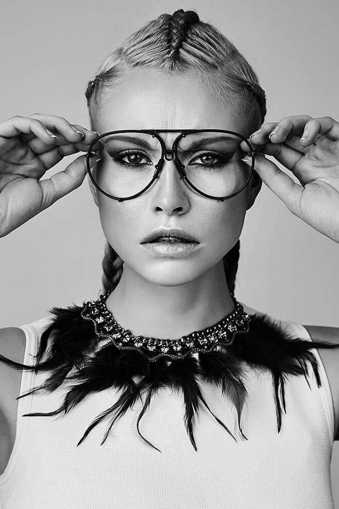 [headshot] image of customer (for a tailors & alteration shop)