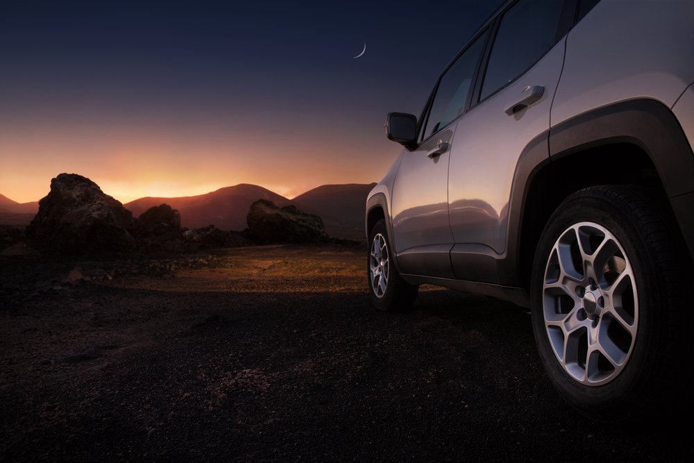 Viagem de carro a noite