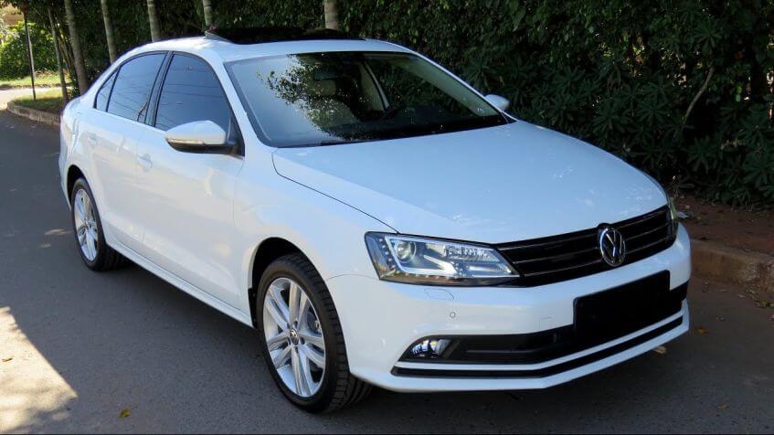 Sedans Médios Preparados para o Dia-a-Dia: Volkswagen Jetta