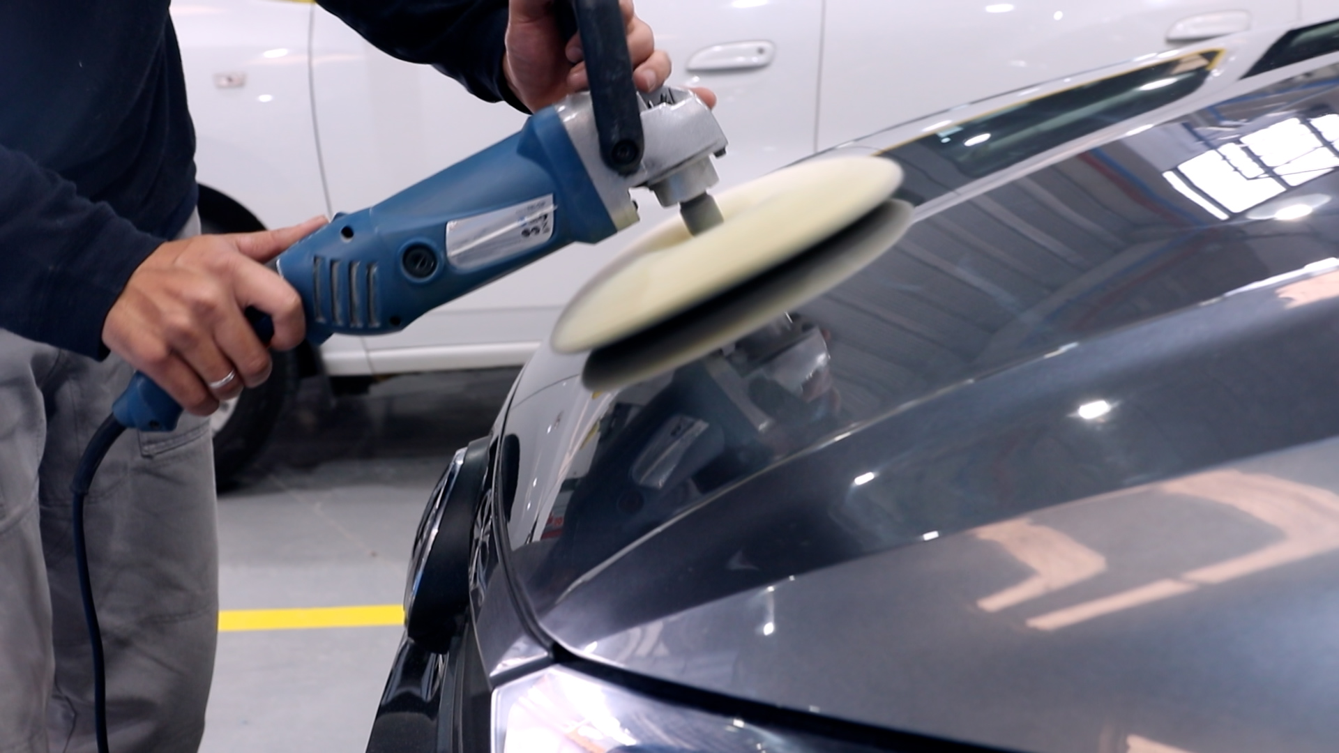 Carro seminovo de locadora passa por rigorosos processos de manutenção.&nbsp;