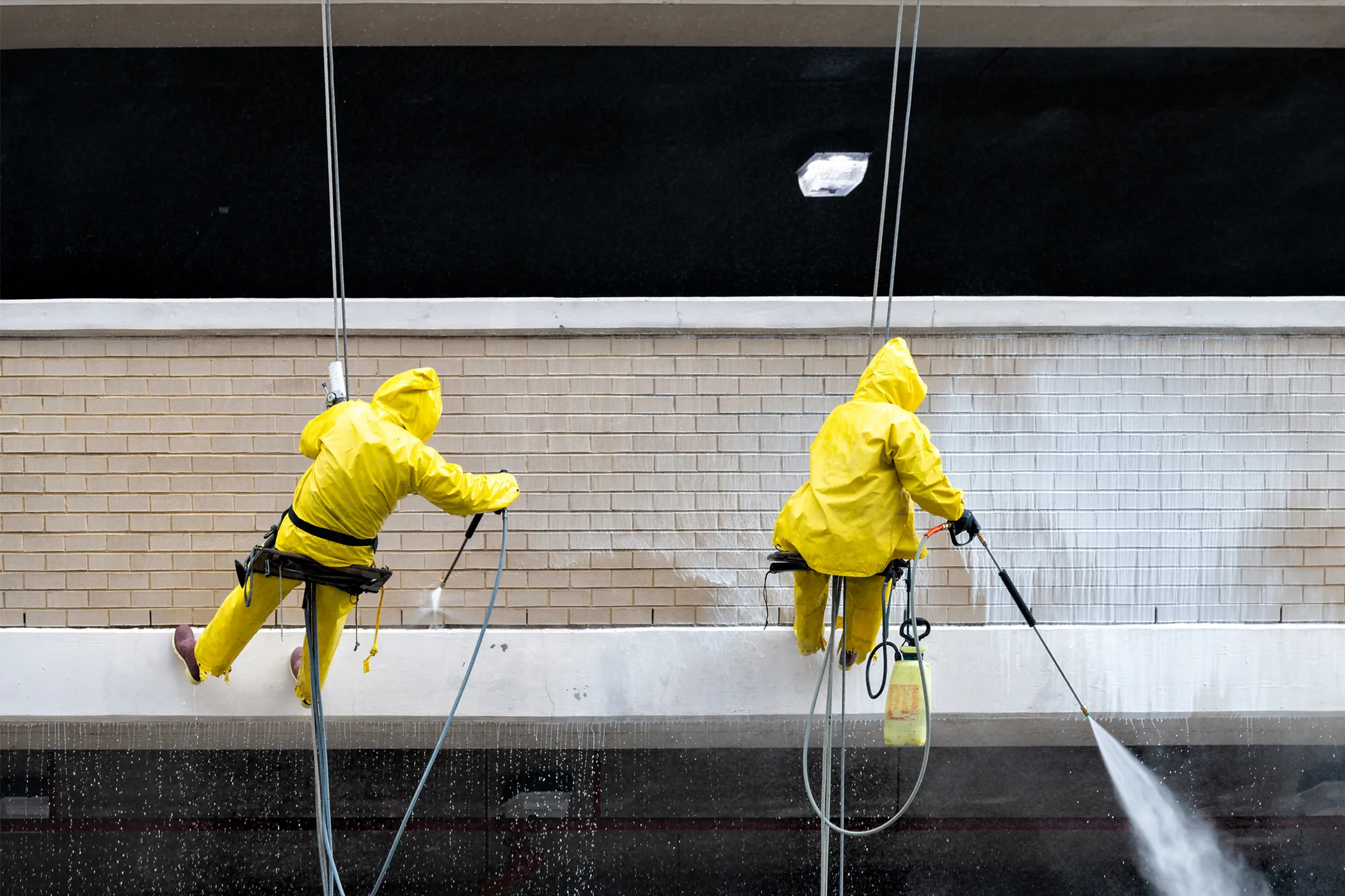 commercial building exterior soft wash black algae and graffiti removal