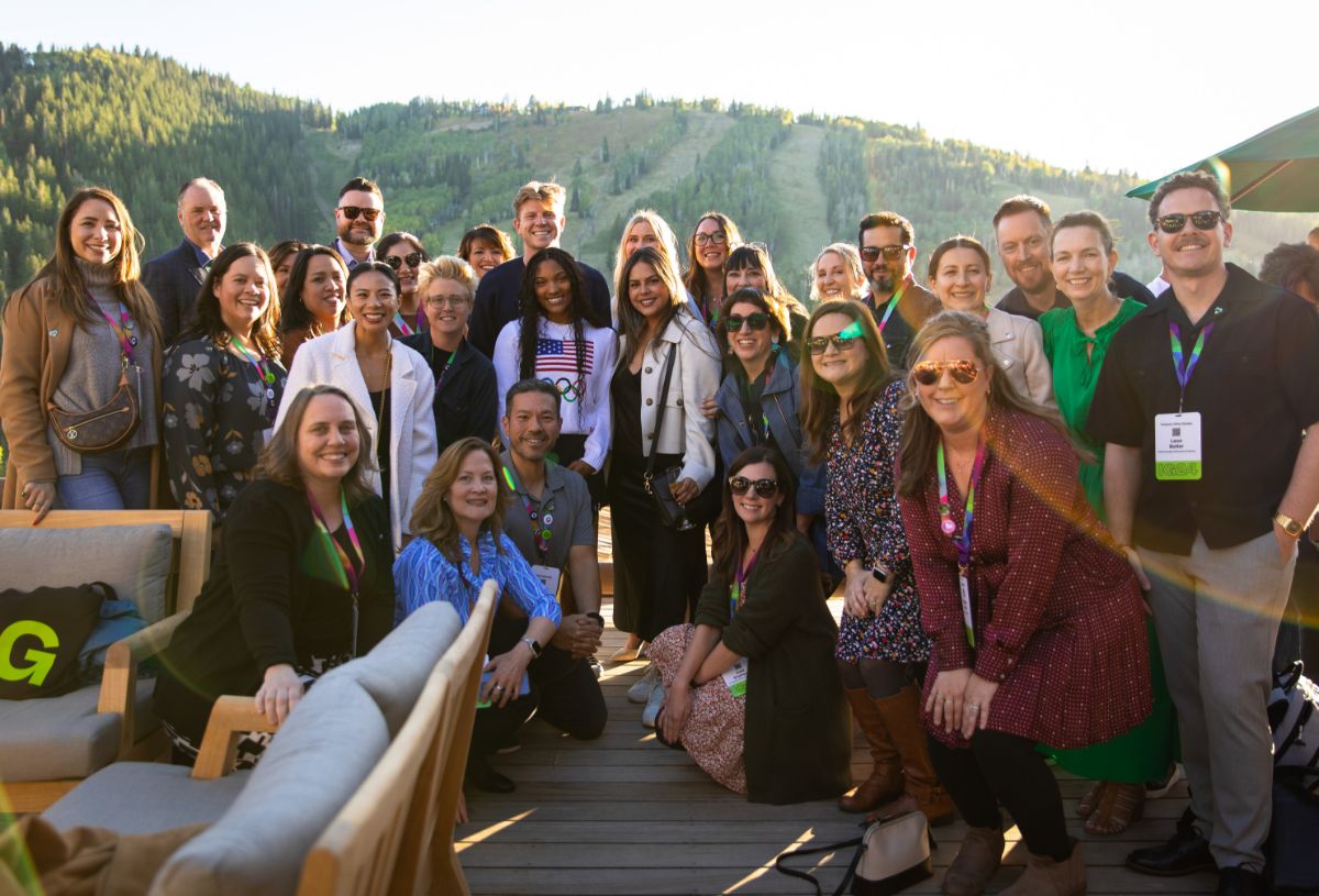 A large group portrait from Influence Greatness 2024