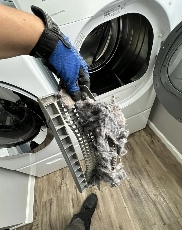 LINT TRAP & SCREEN CLEANING
