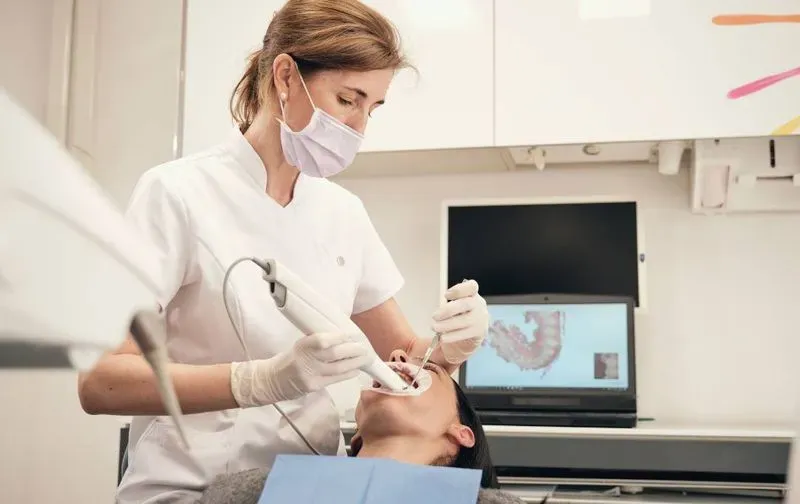 11 Common Emergencies, Accidents, Illnesses, and Injuries Encountered by Orthodontists in Ontario