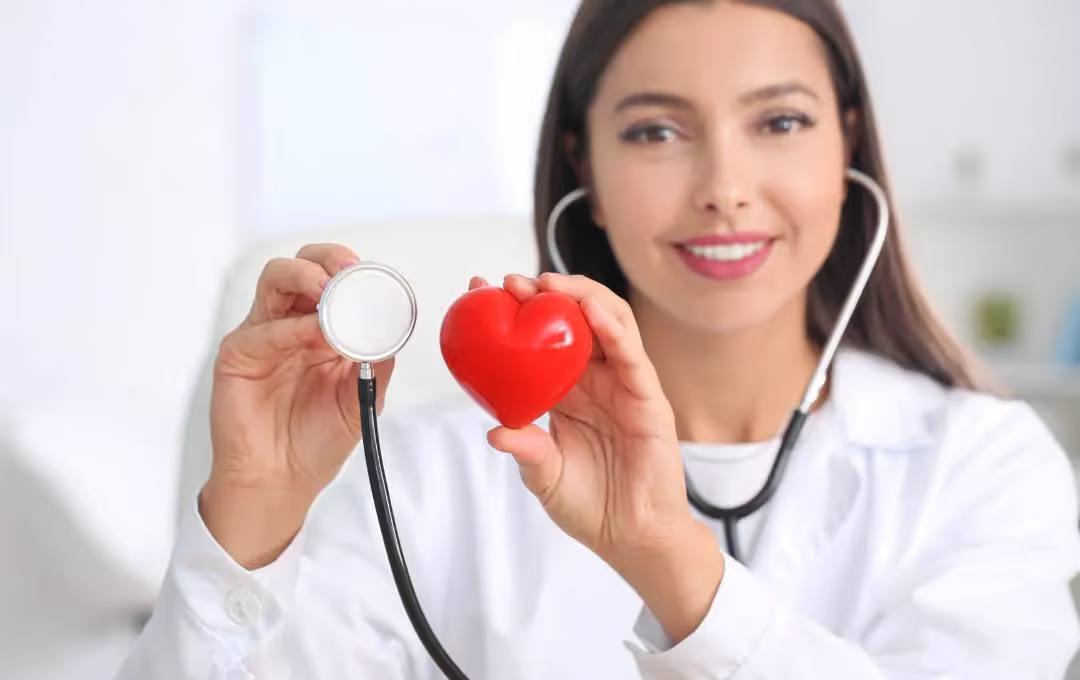 Enhance Your Cardiology Clinic Team's Lifesaving Skills with Para's First Aid & CPR Program in Peel Region!