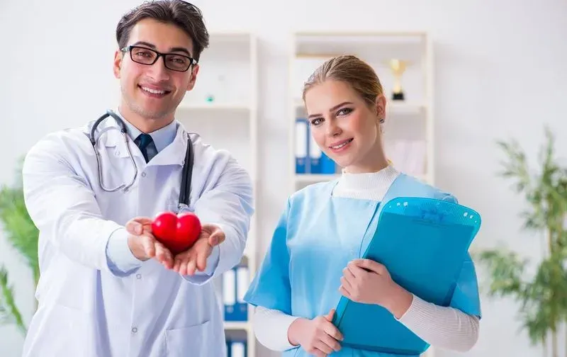 Be Proactive and Improve Your Cardiology Clinic's Care with Para's Blended First Aid & CPR Program