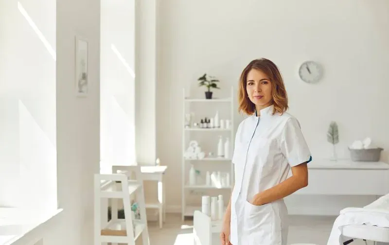 Level Up Your Cosmetology Skills: Blended First Aid & CPR Program by Para. Sign Up Now!