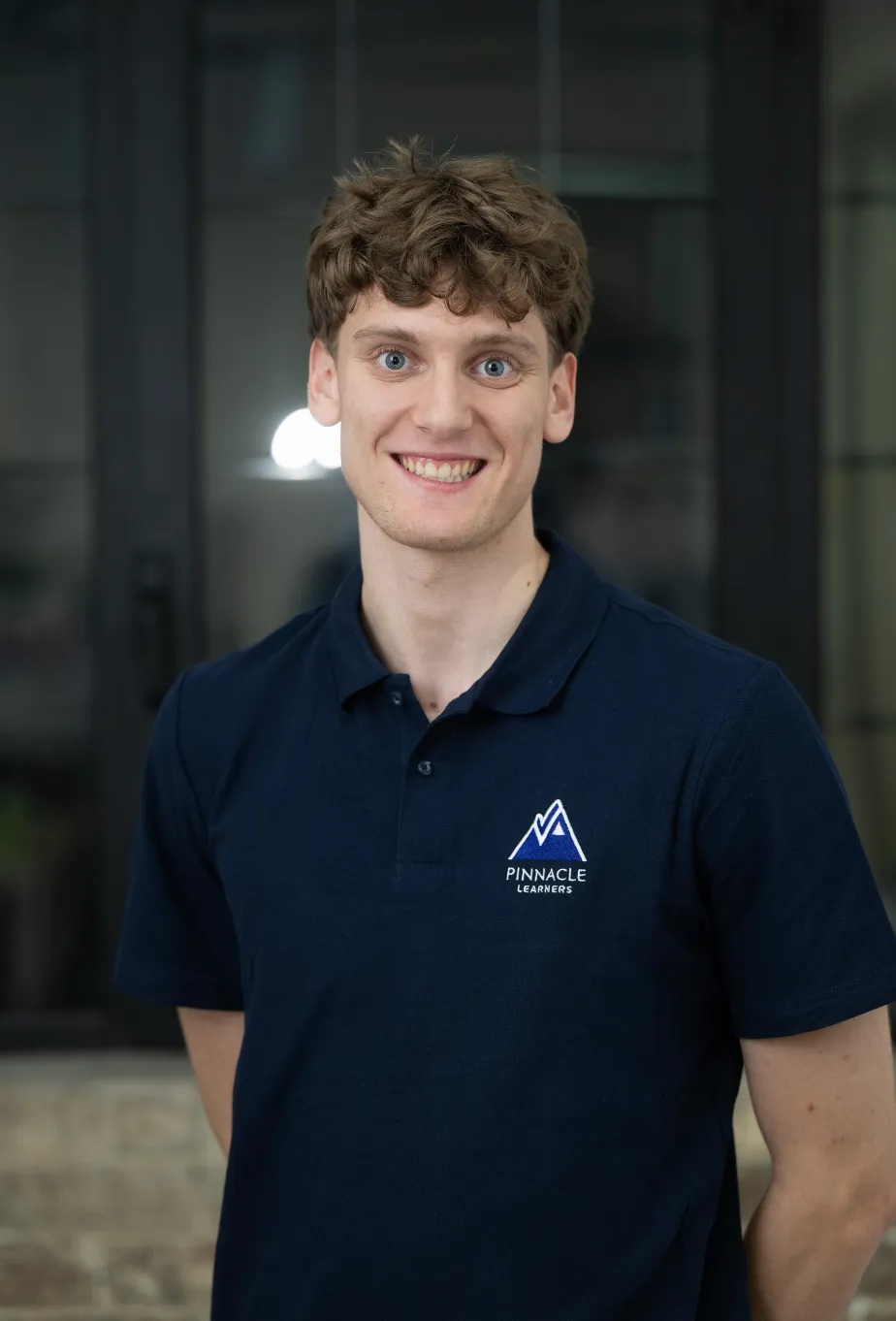 Oliver, 97.05 ATAR HSC Maths Extension and English tutor at Pinnacle Learners