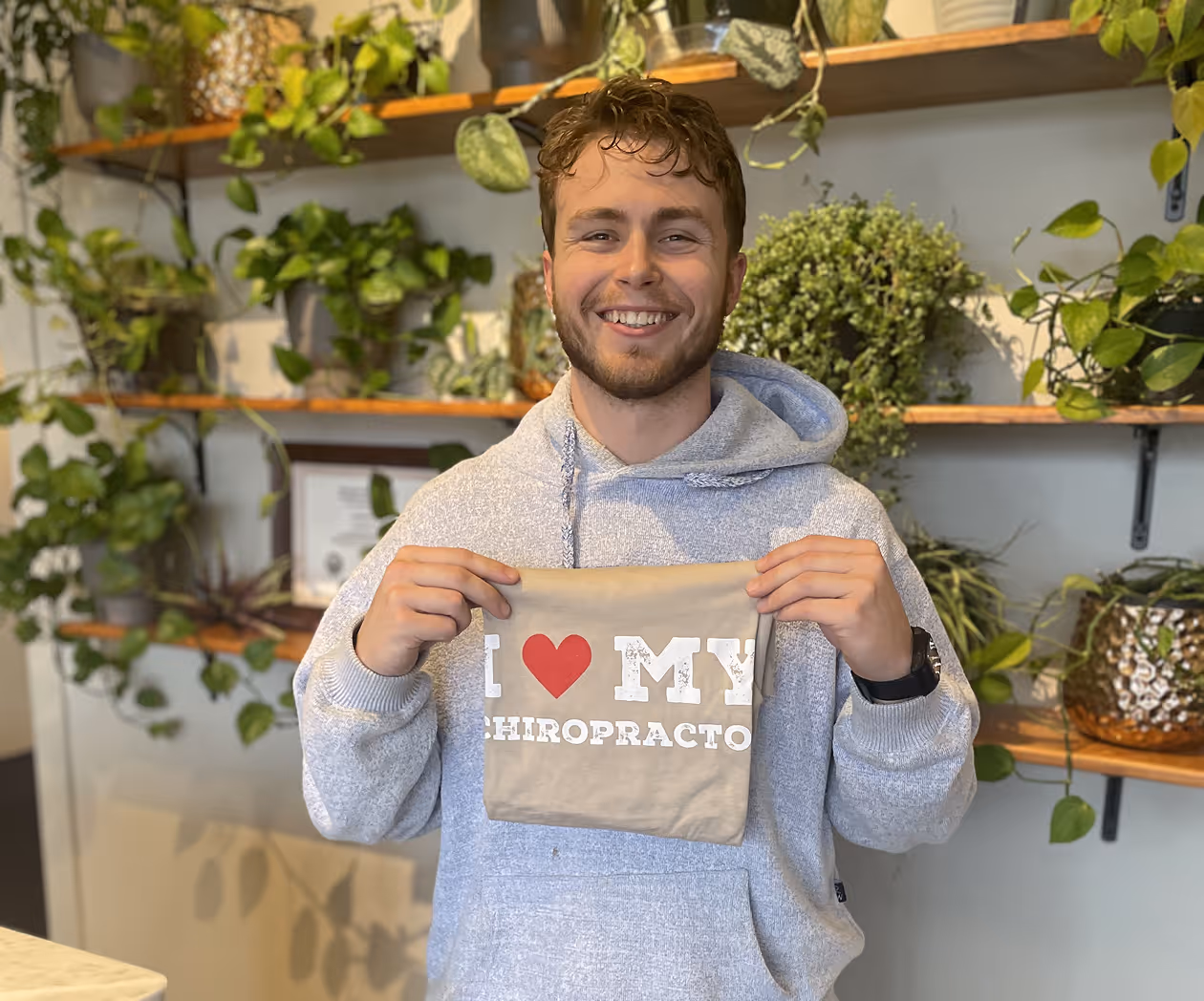 Hip pain treatment with chiropractic adjustment and mobility restoration techniques