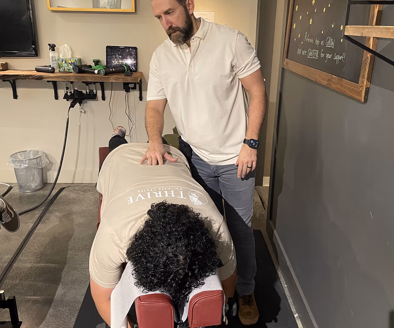 Chiropractic care for knee pain and joint dysfunction with hands-on therapeutic approach